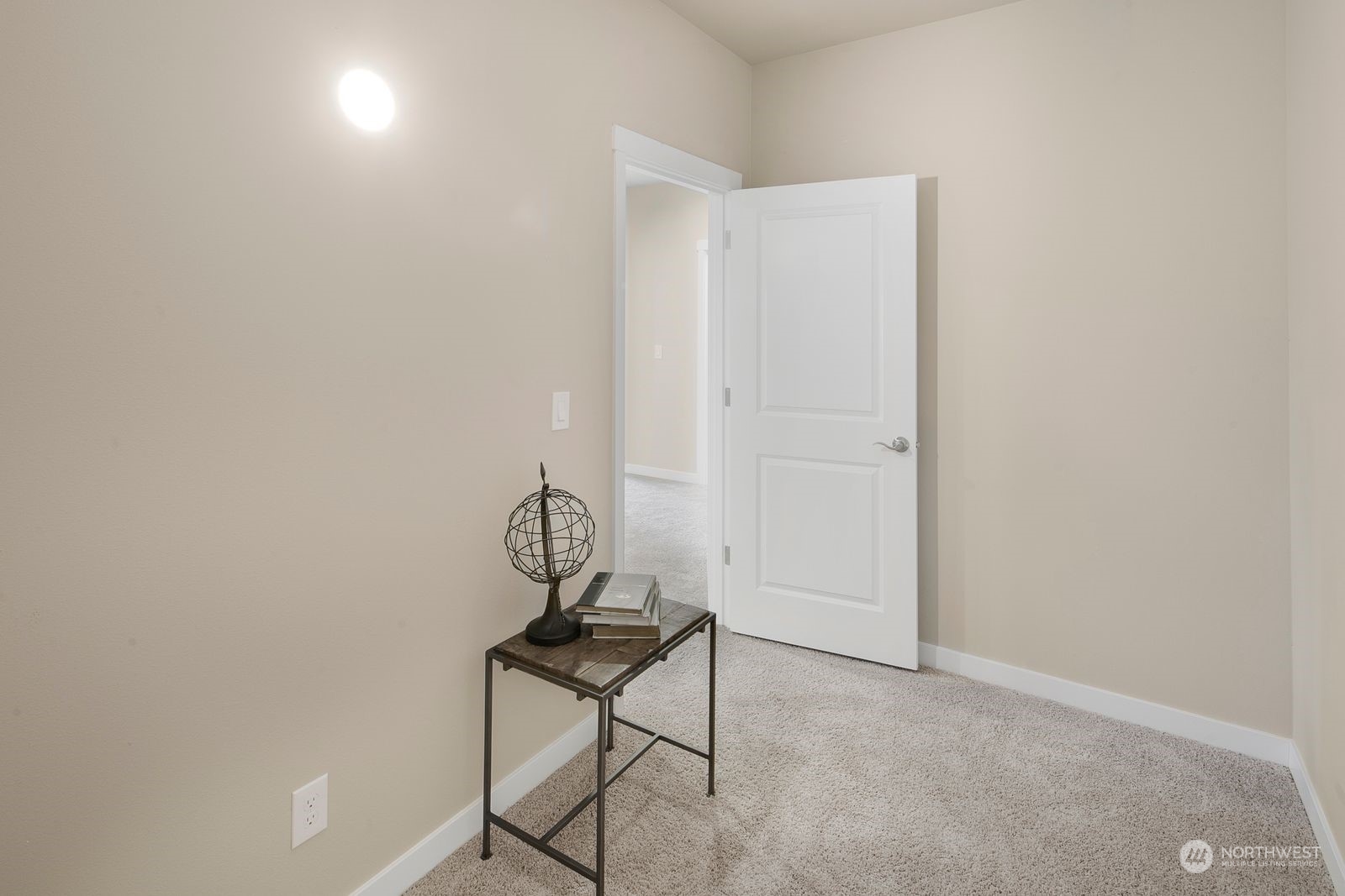 2112 NW Lynx Loop