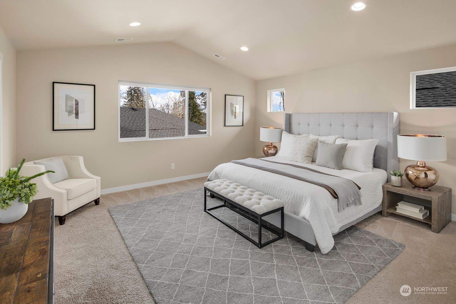 2112 NW Lynx Loop
