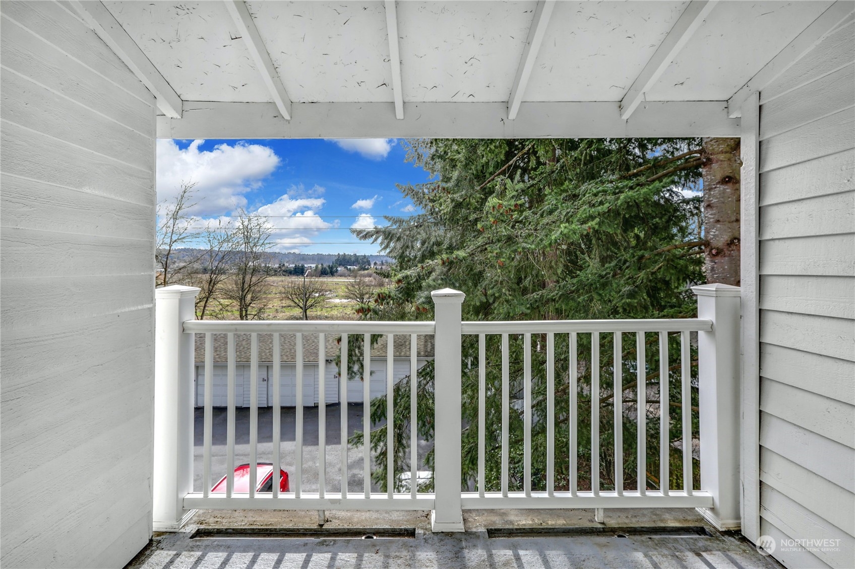 8653 Avondale Road NE Unit: A301