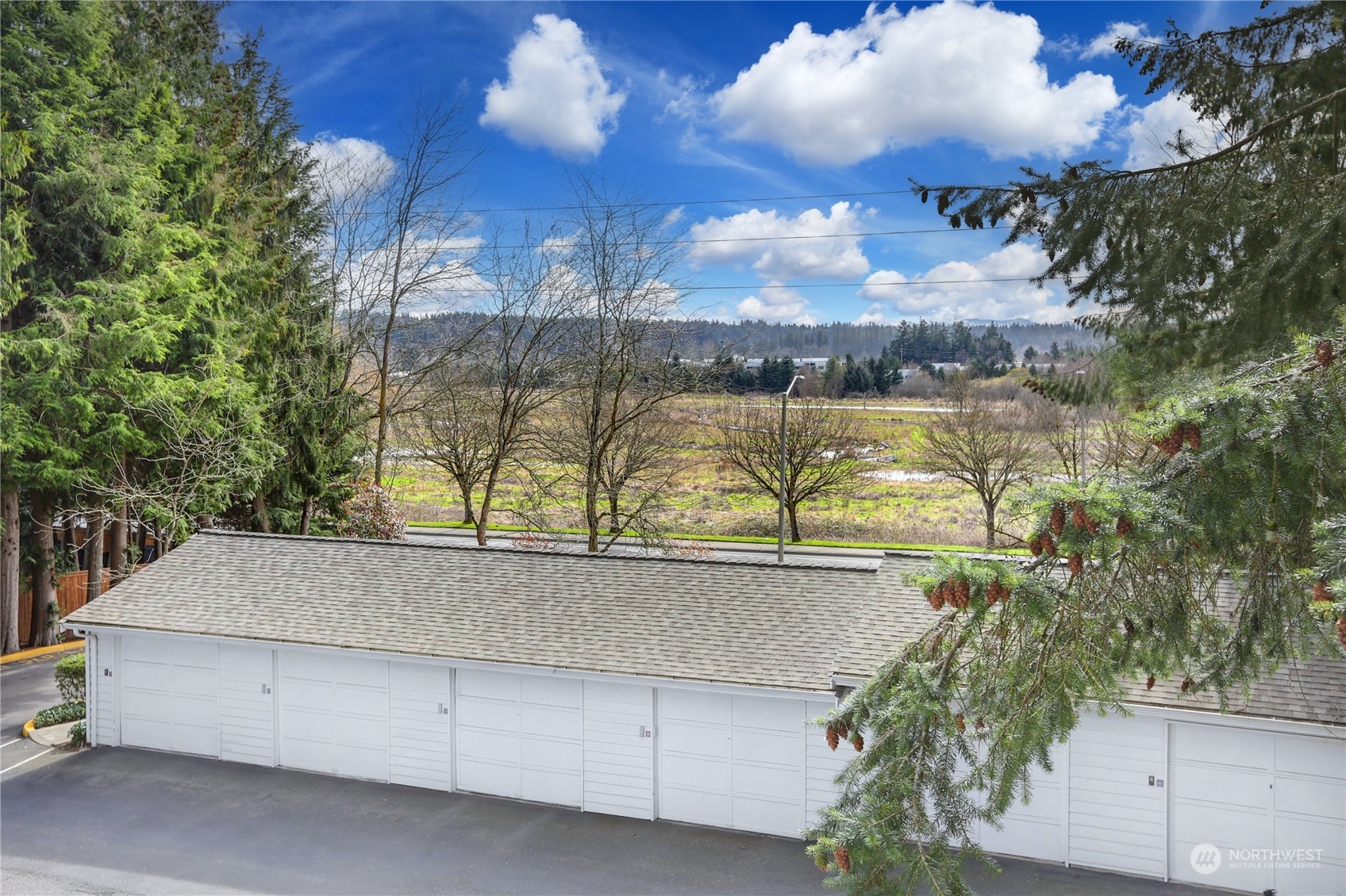 8653 Avondale Road NE Unit: A301