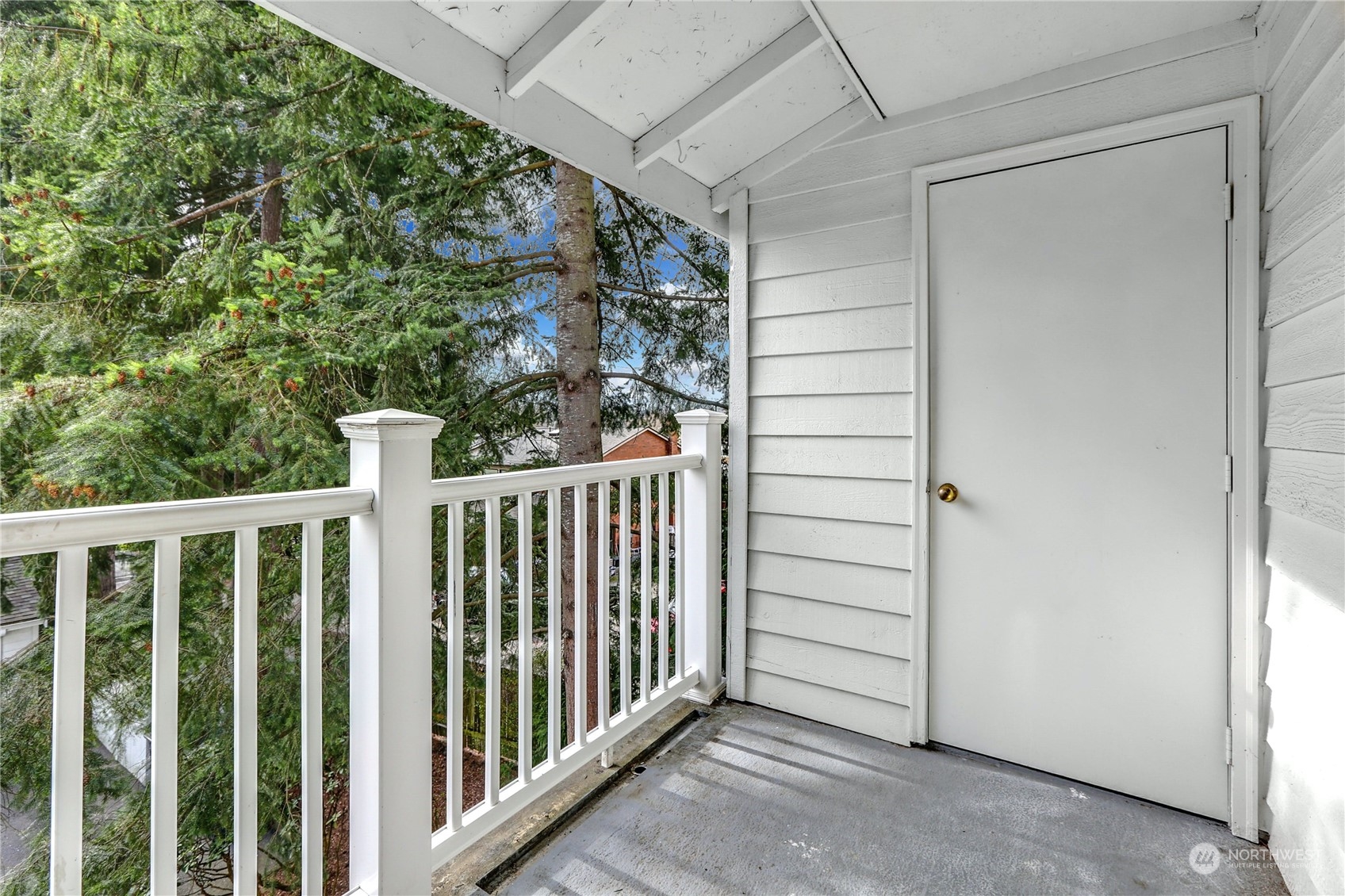 8653 Avondale Road NE Unit: A301