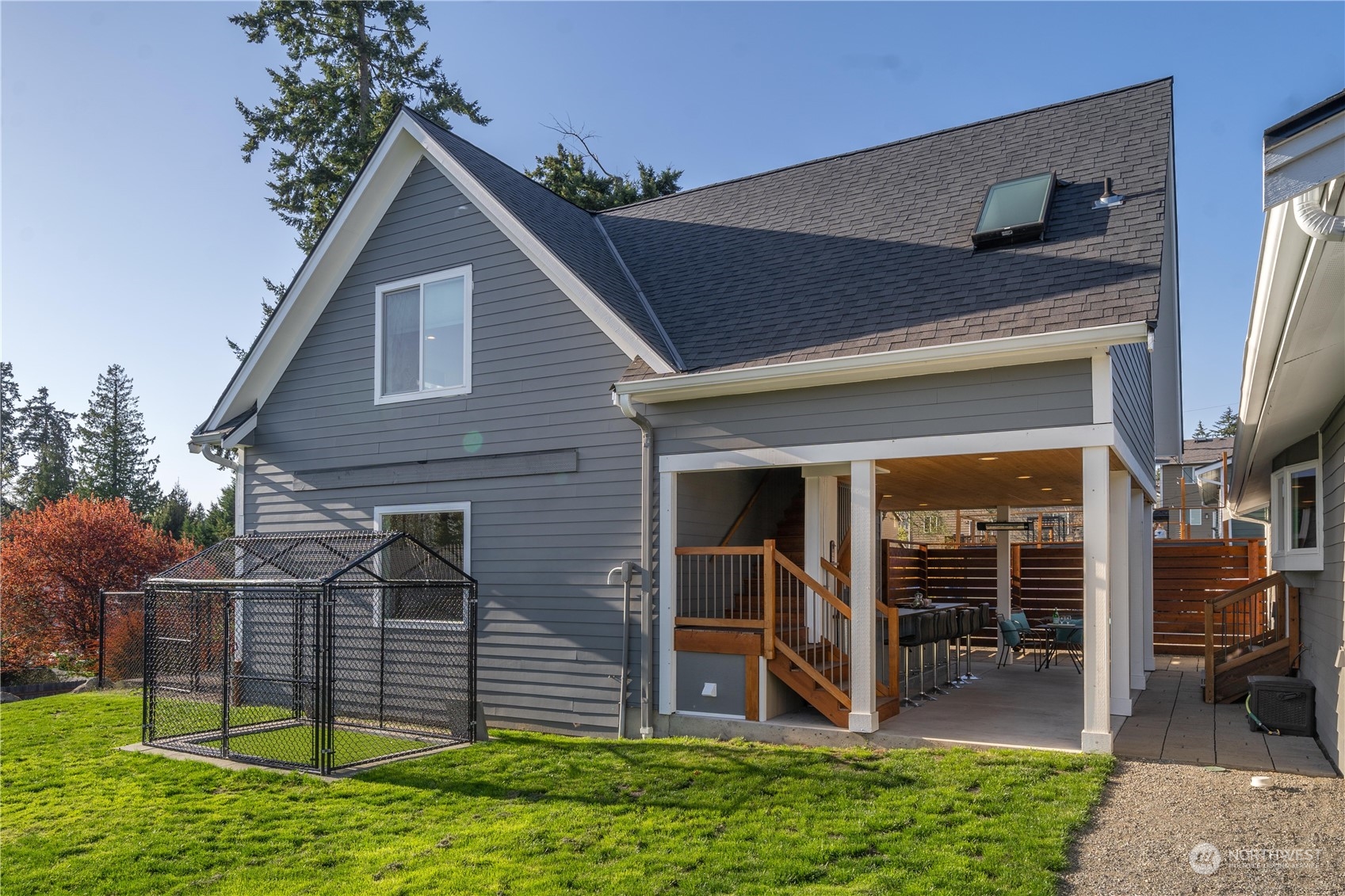 465 Hoquiam Avenue NE