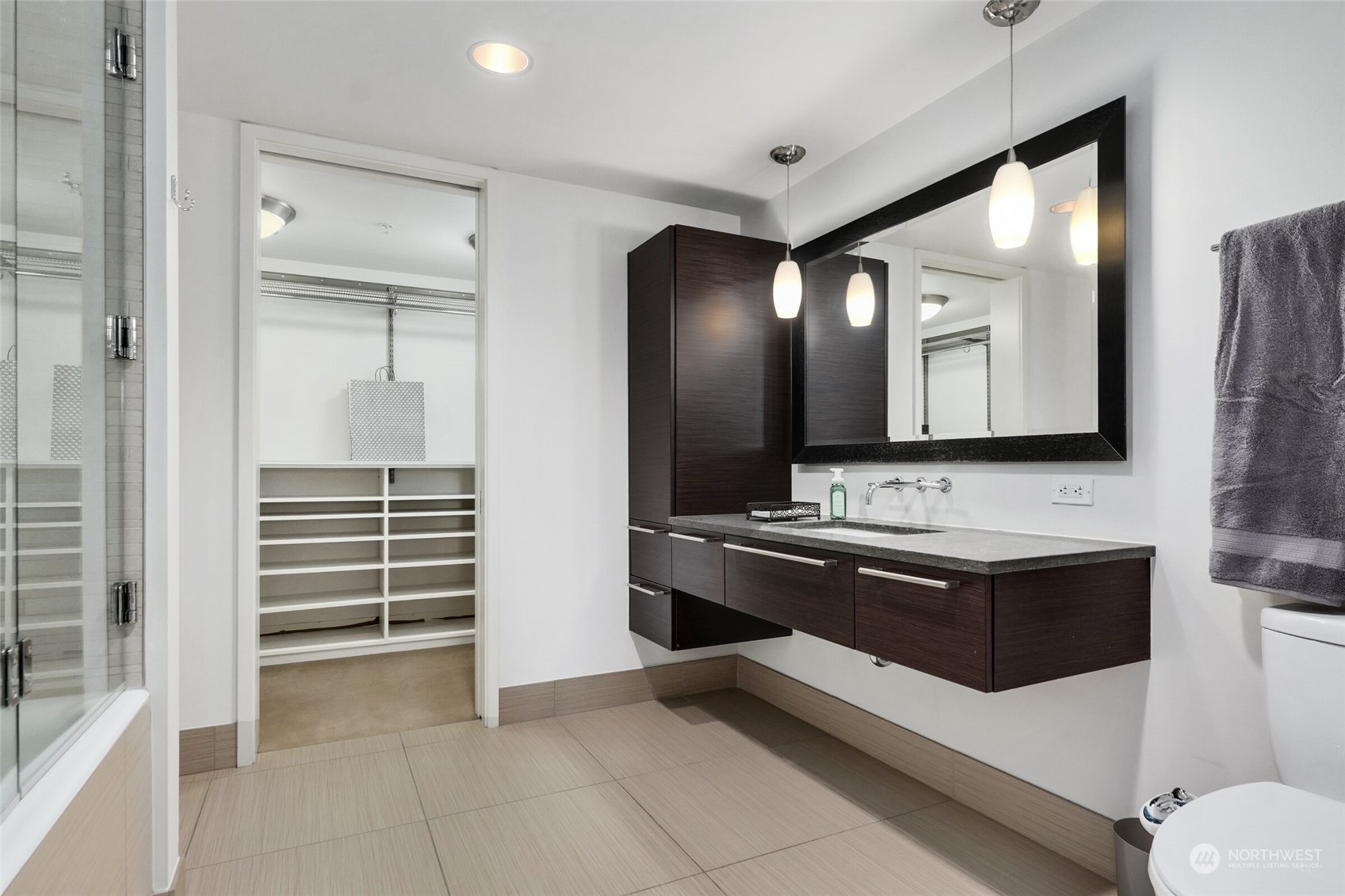 820 Blanchard Street Unit: 802