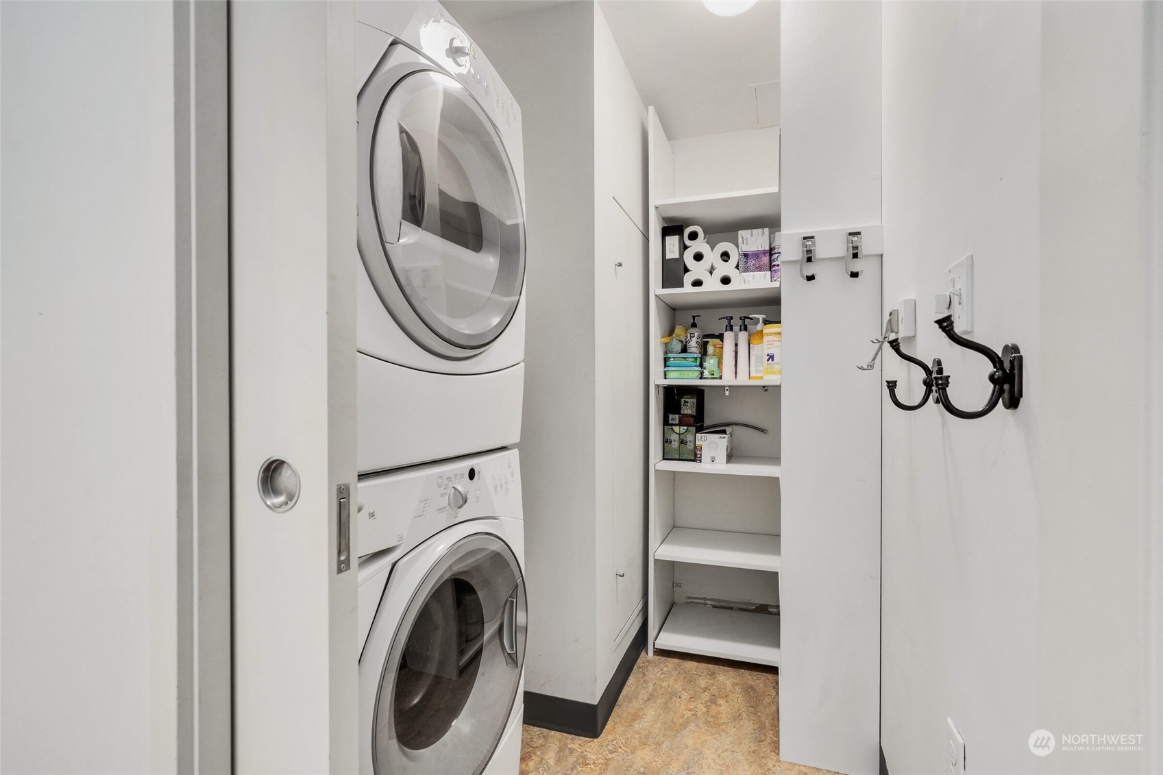 820 Blanchard Street Unit: 802