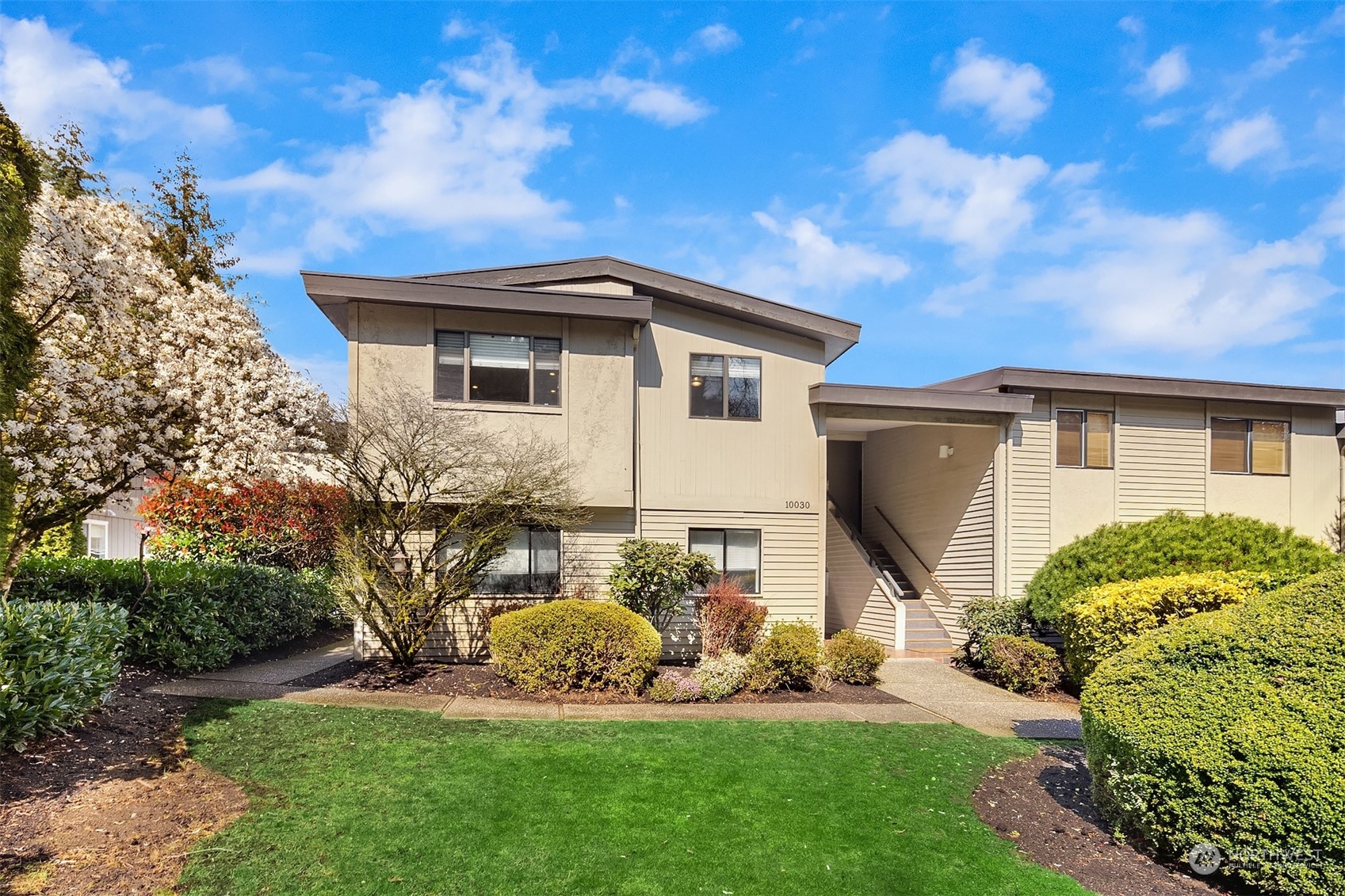 10030 SE 6th Street Unit: 201