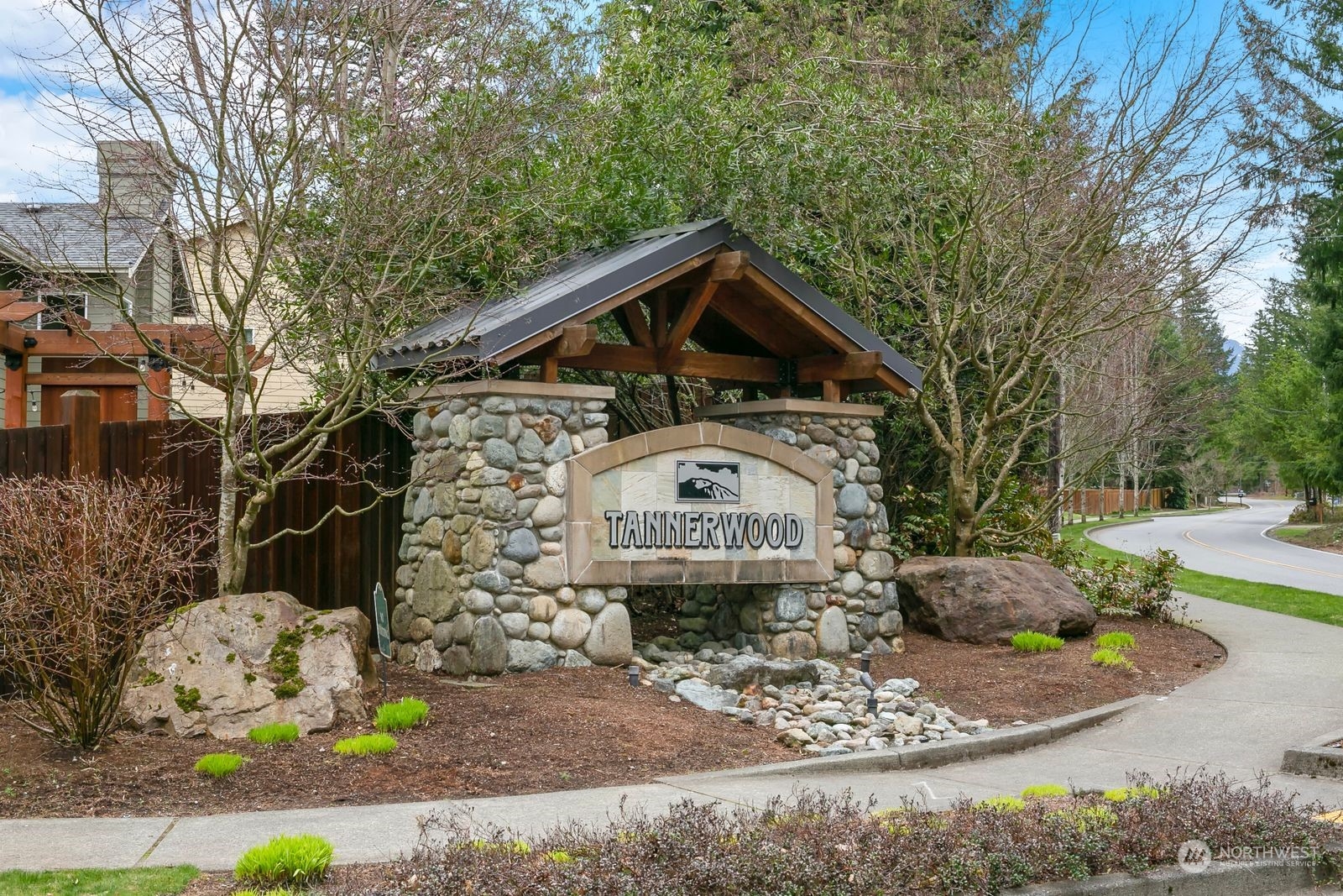 1758 Tannerwood Way SE