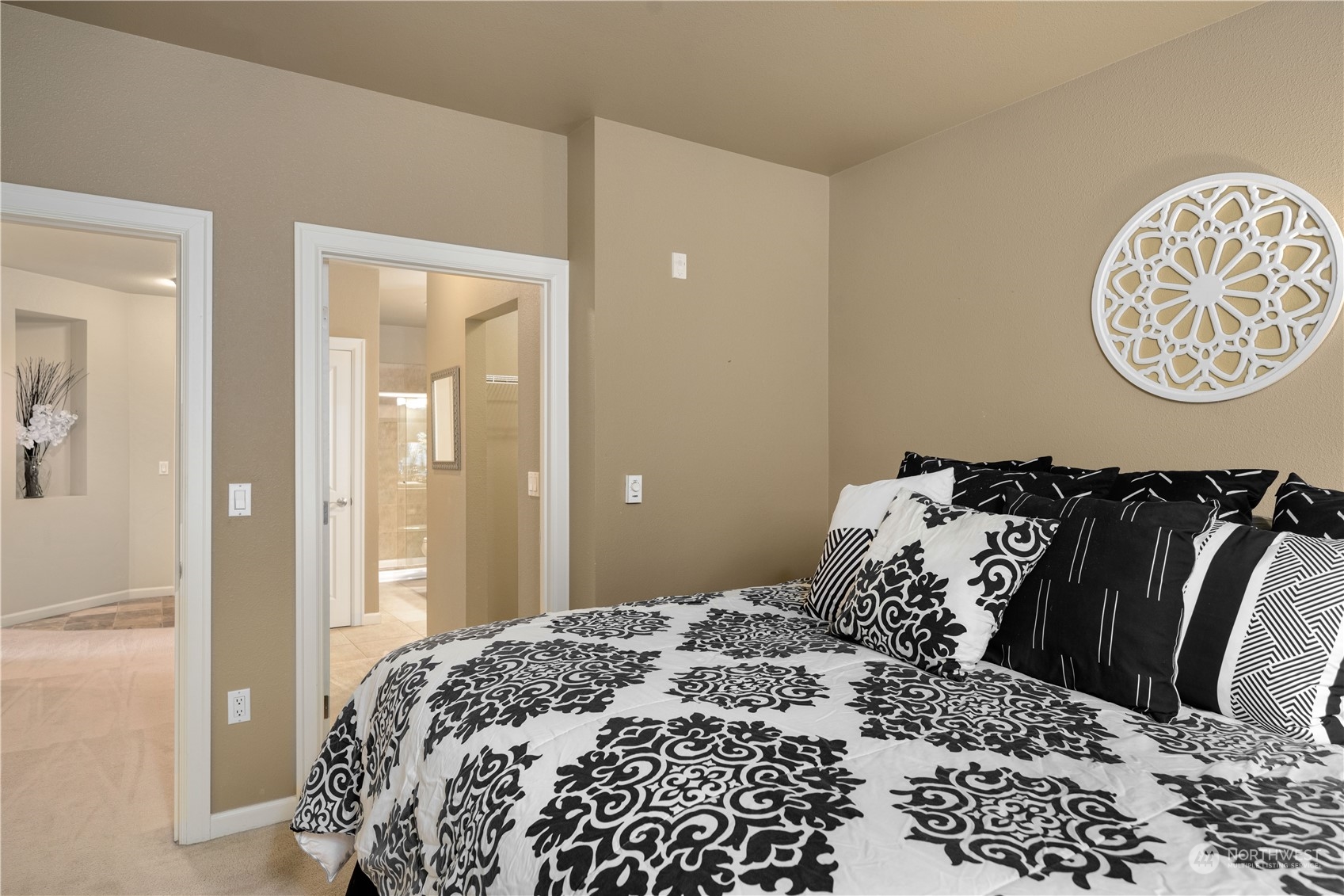 6800 132nd Place SE Unit: #E301