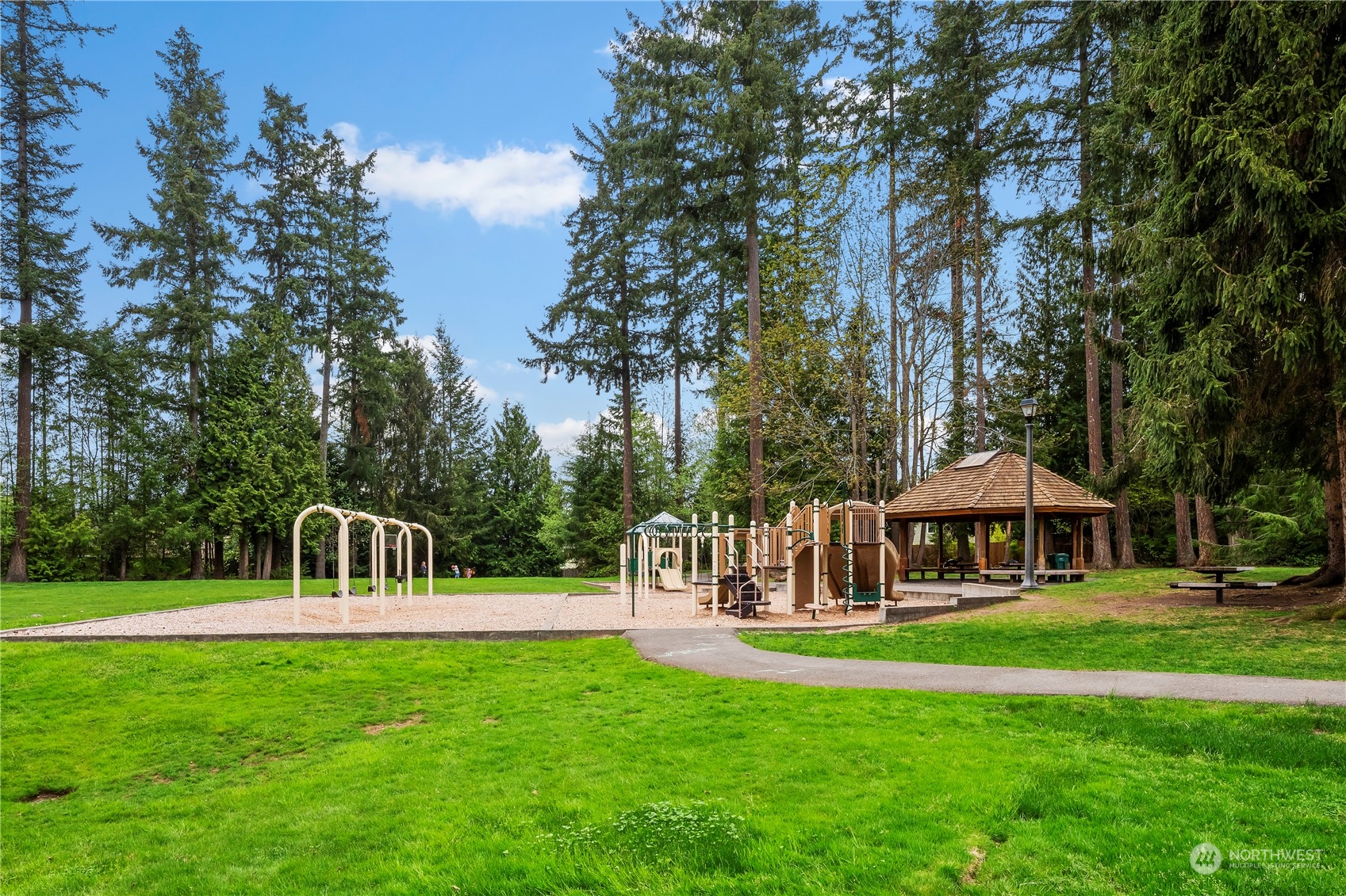 2604 234th Avenue NE