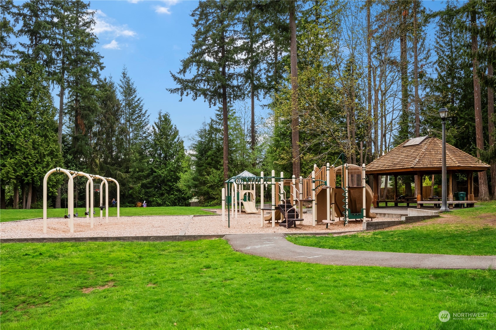 2604 234th Avenue NE