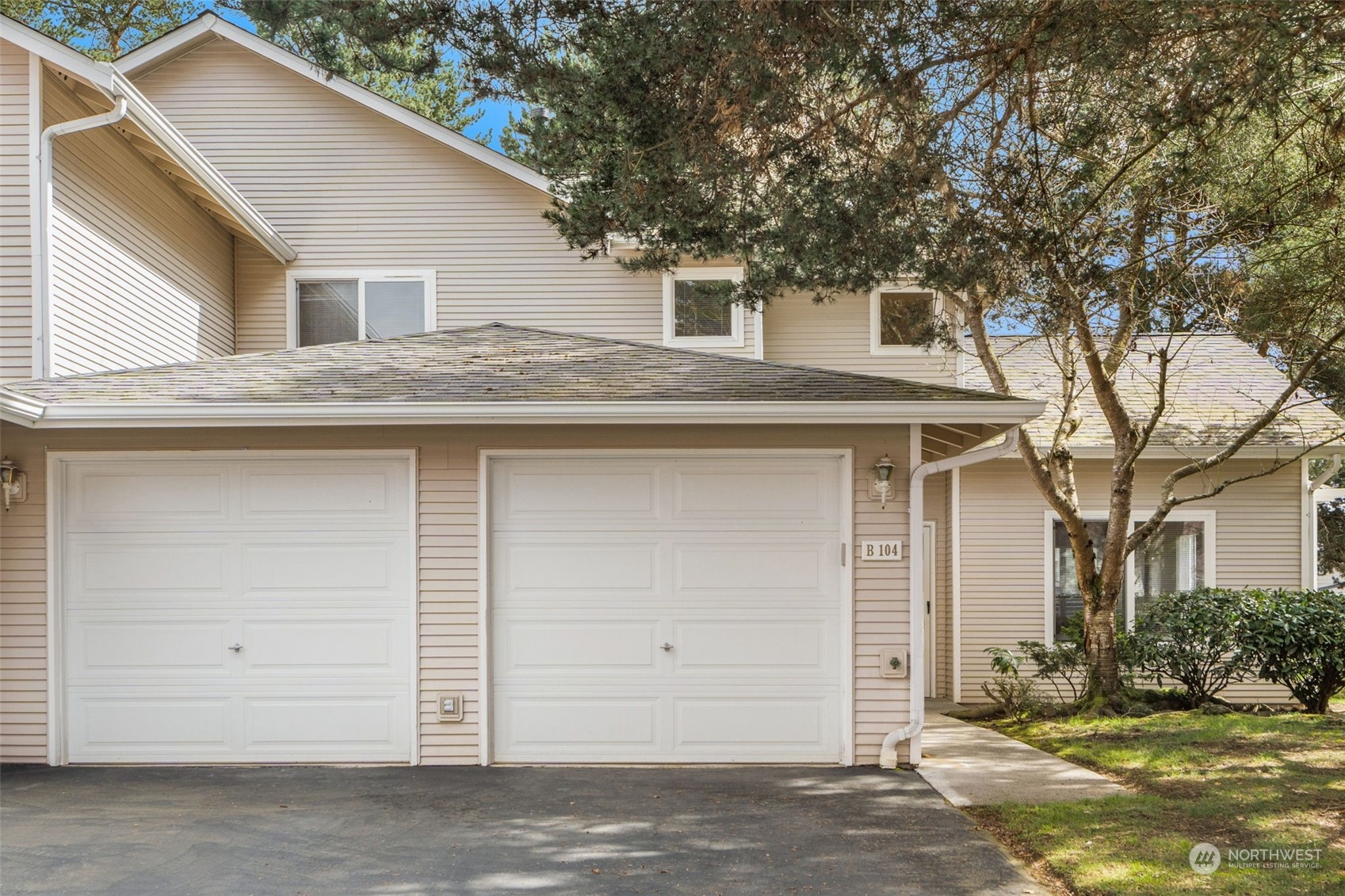 217 112th Street SW Unit: B104