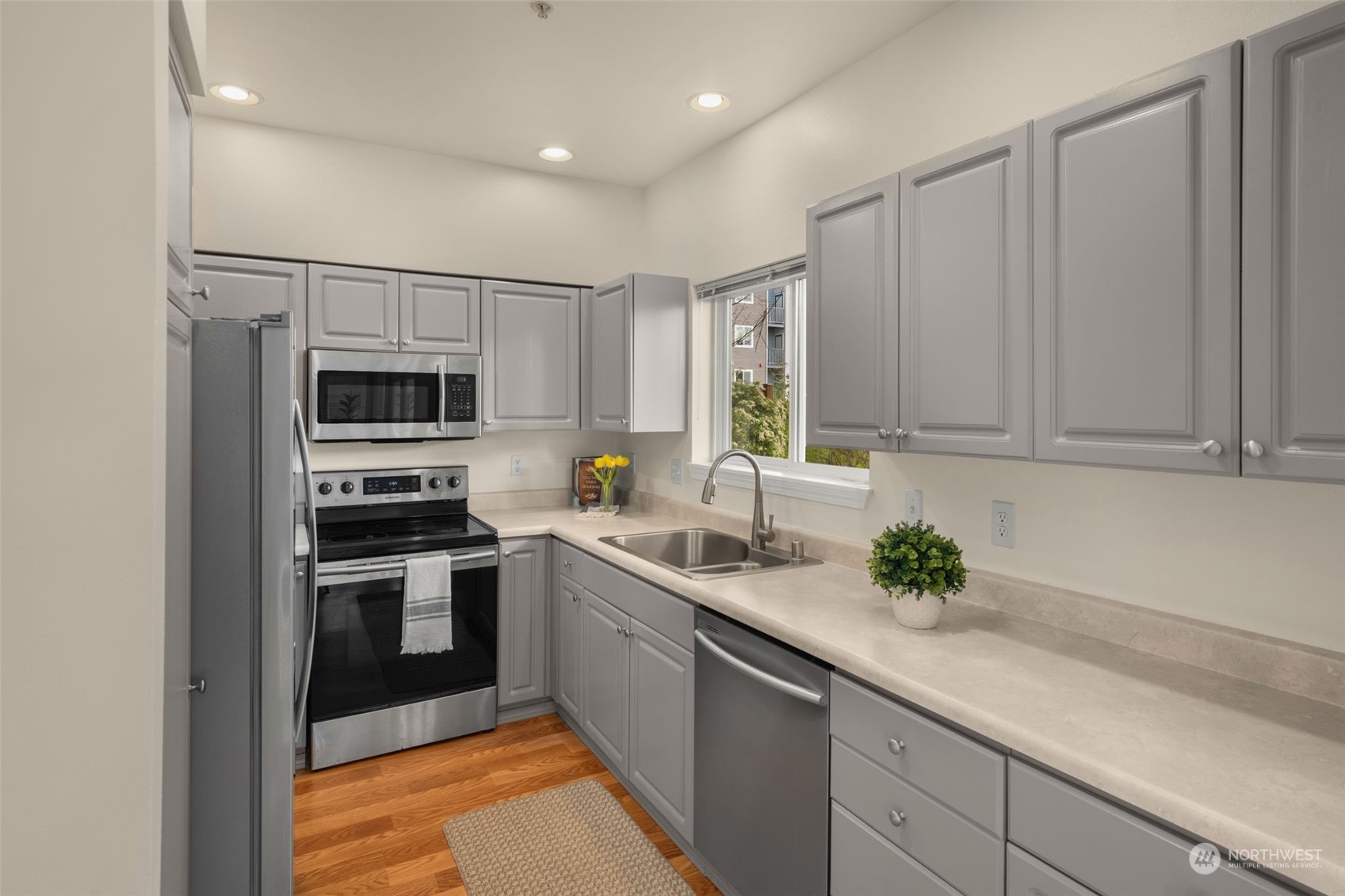 217 112th Street SW Unit: B104