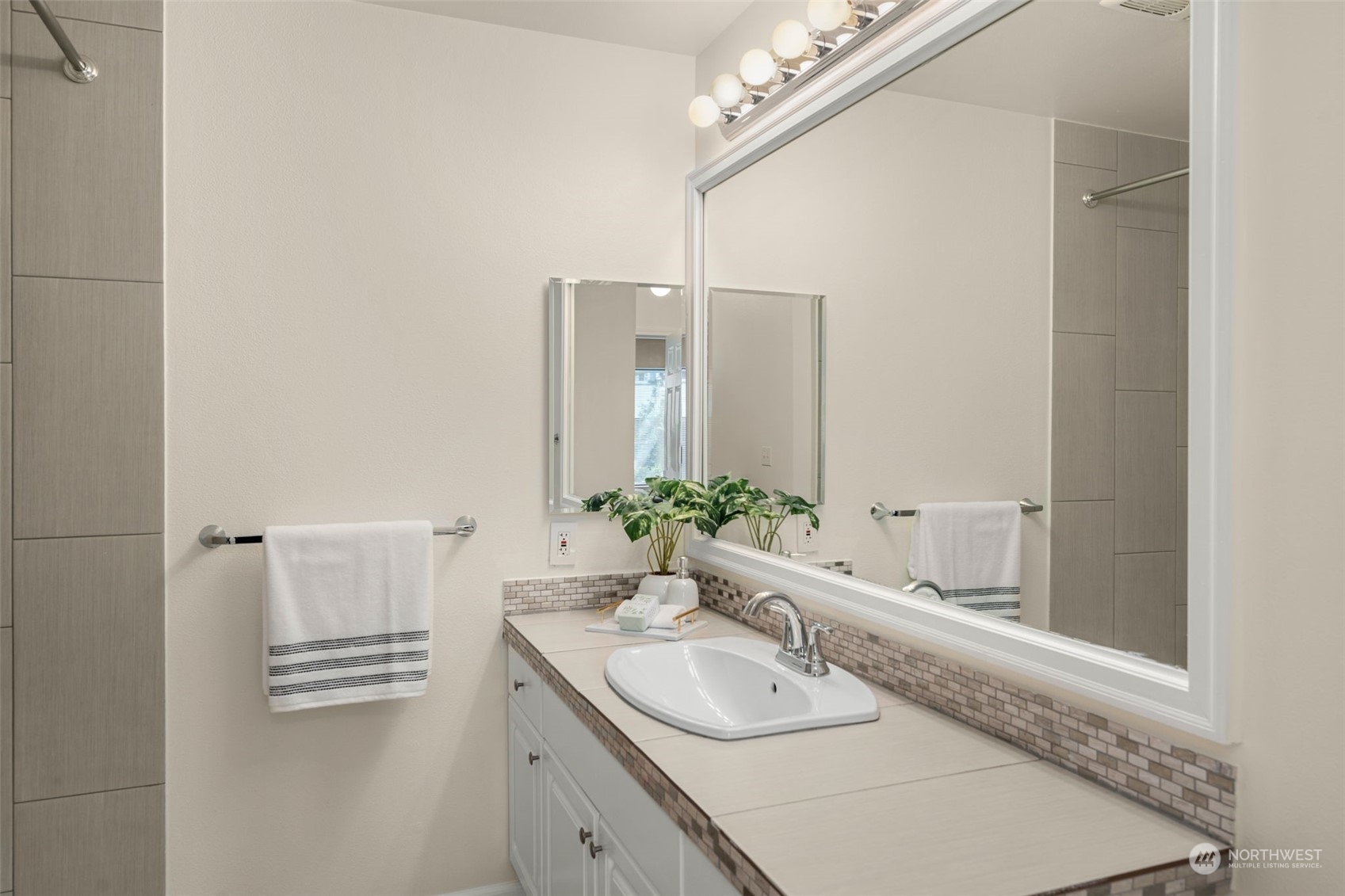 217 112th Street SW Unit: B104