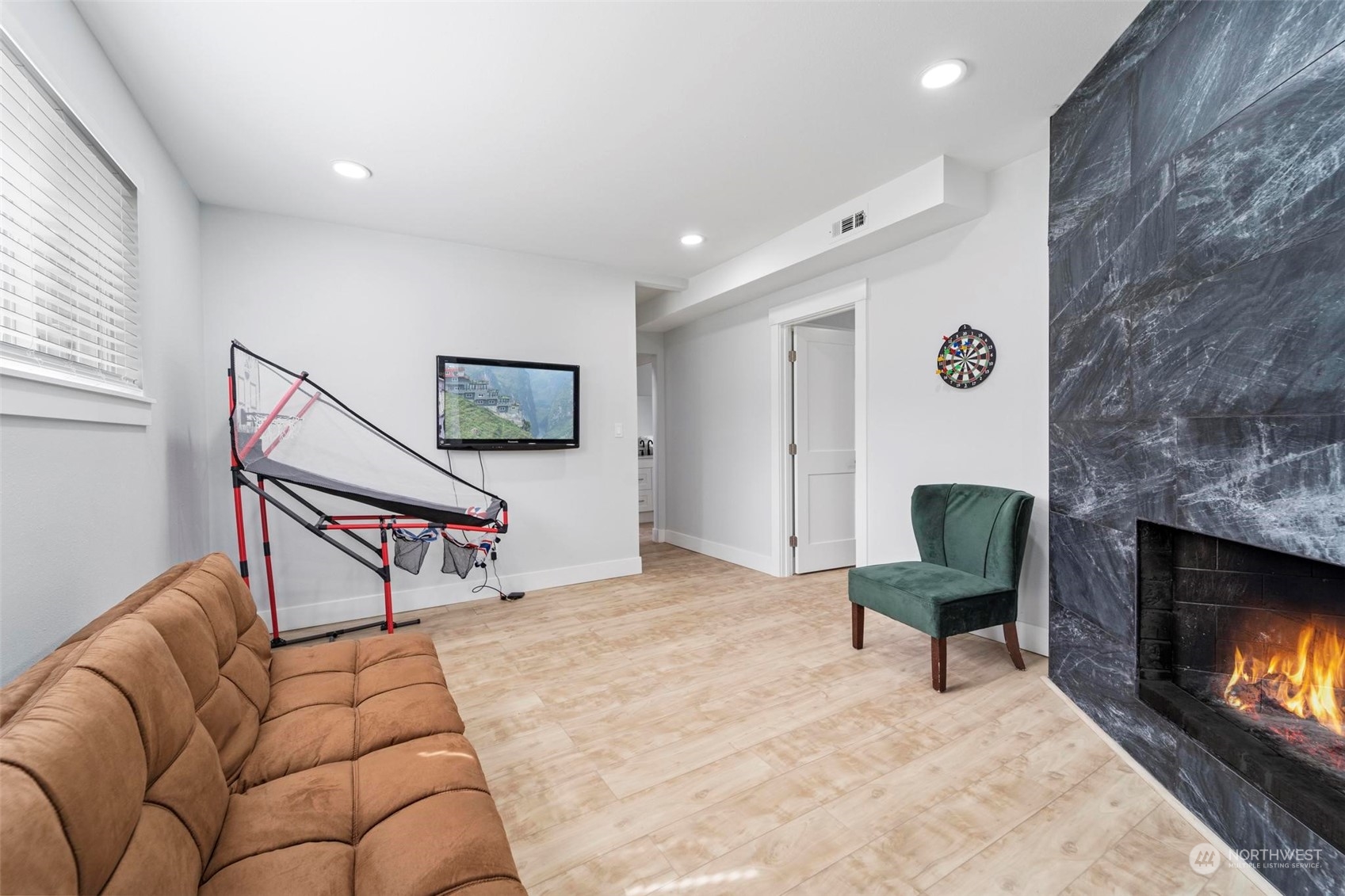 1806 NE 190th Street