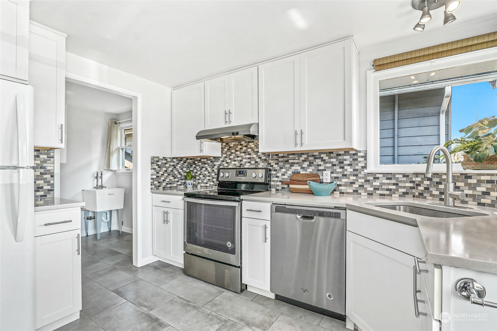 506 N 104th Street