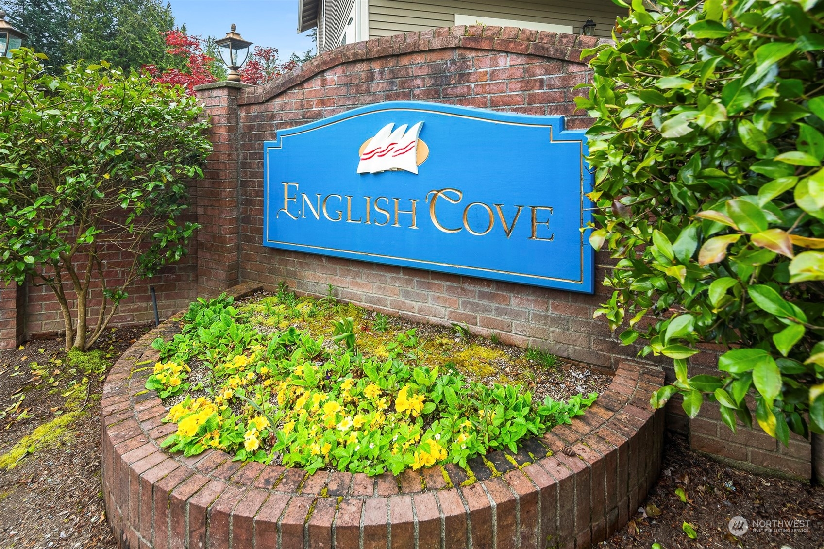 18638 NE 55th Way