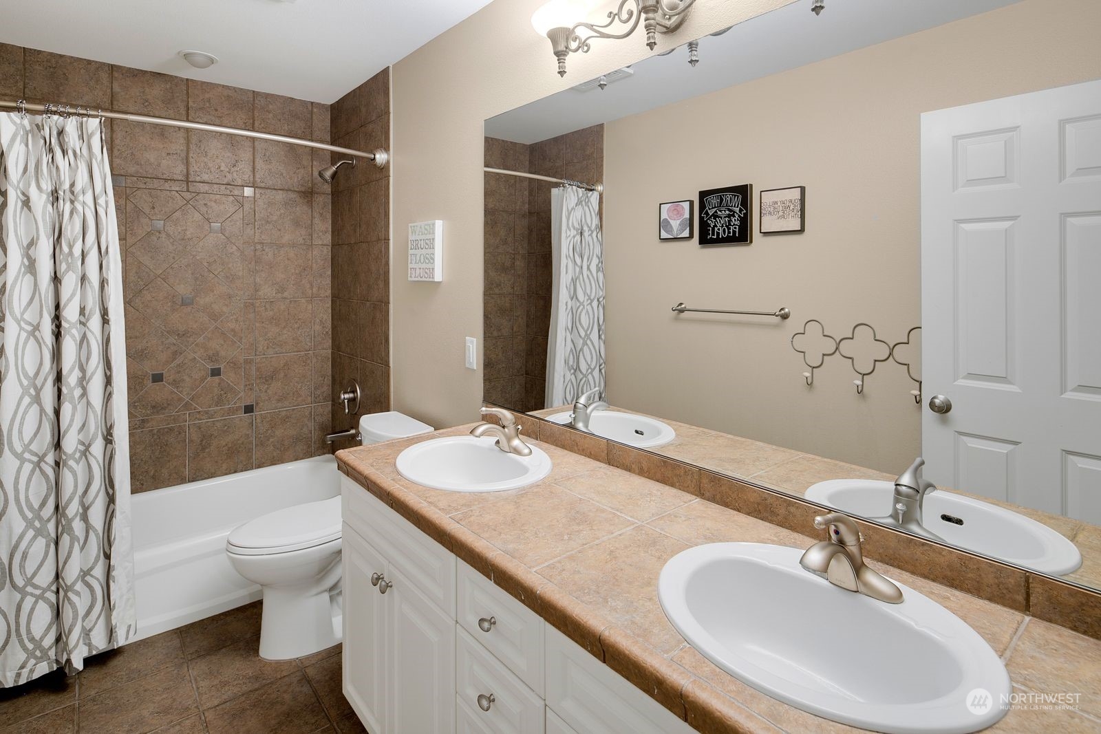 25842 NE 4th Place