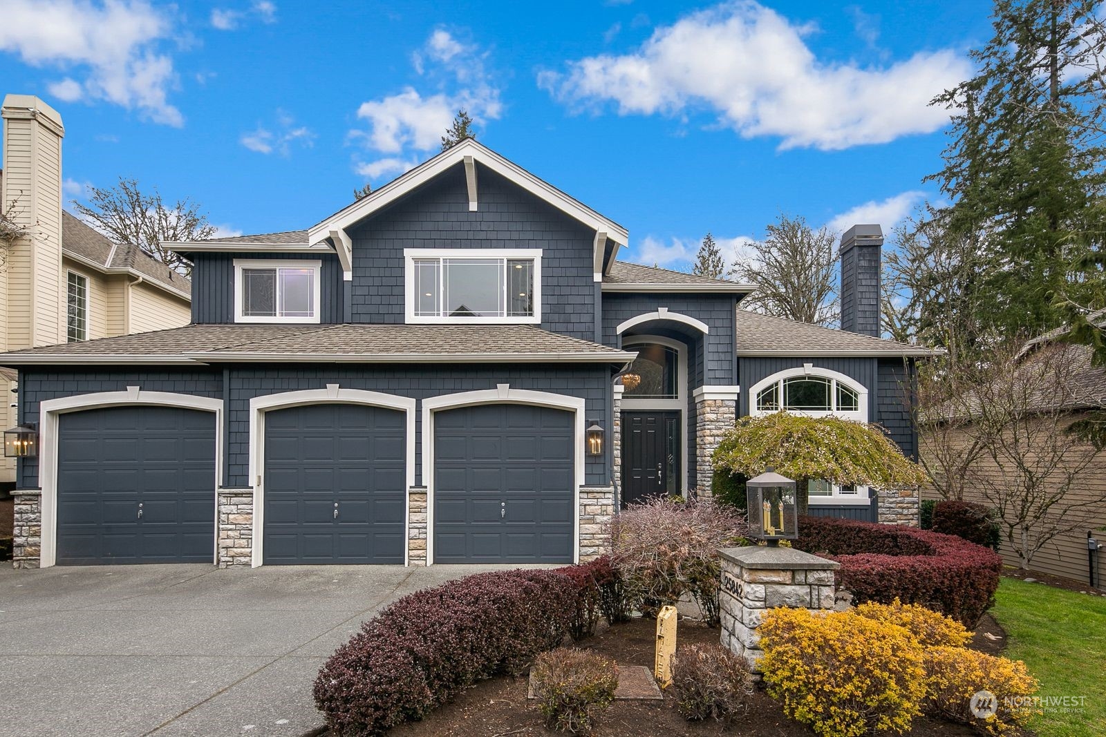 25842 NE 4th Place