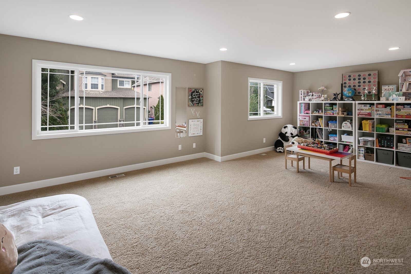 25842 NE 4th Place