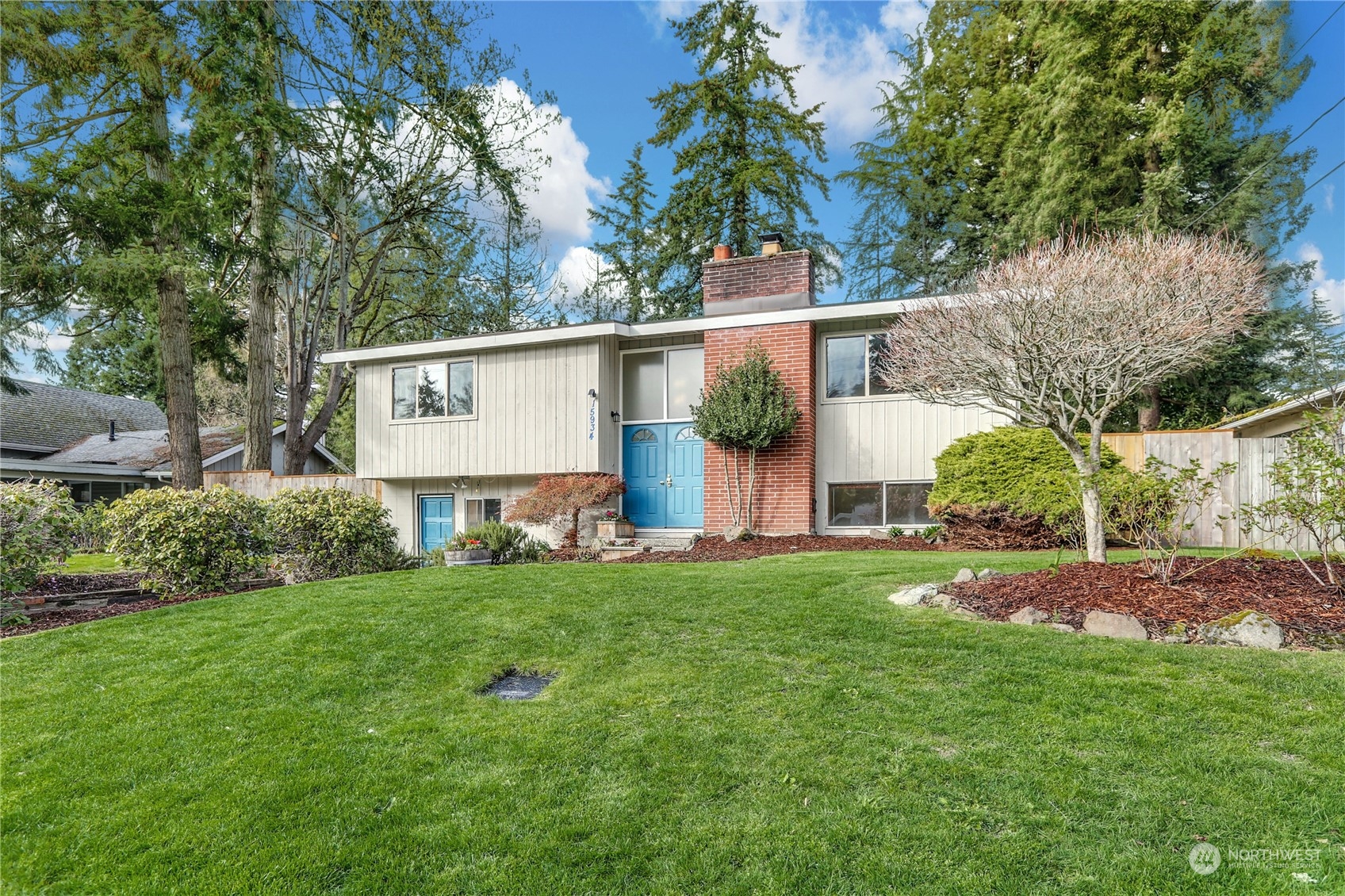 15934 Main Street