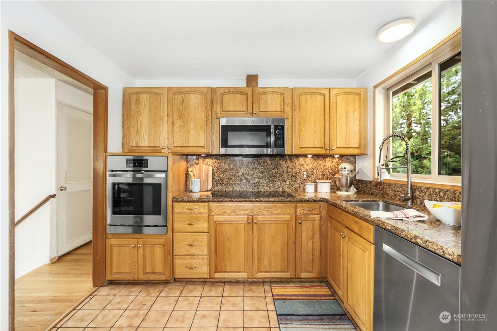 15934 Main Street