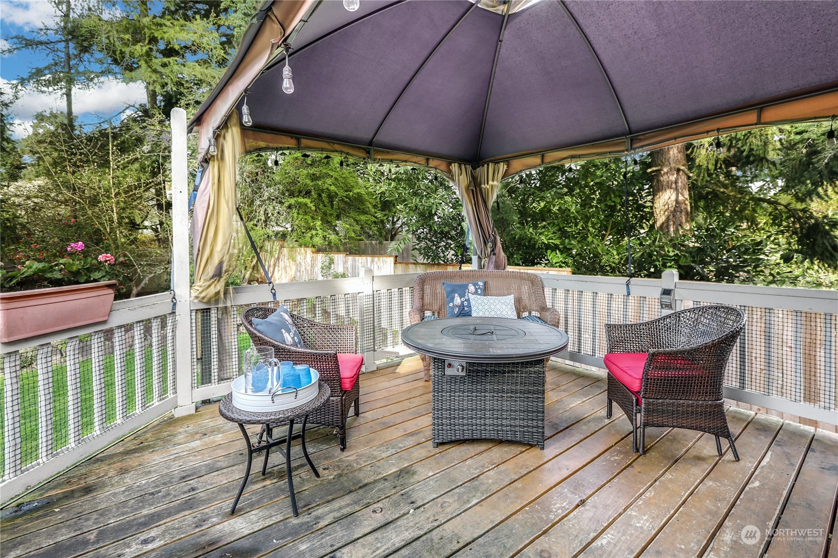 15934 Main Street