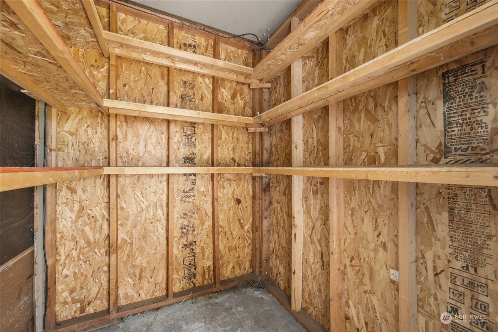 12423 NE 131st Court Unit: E-101