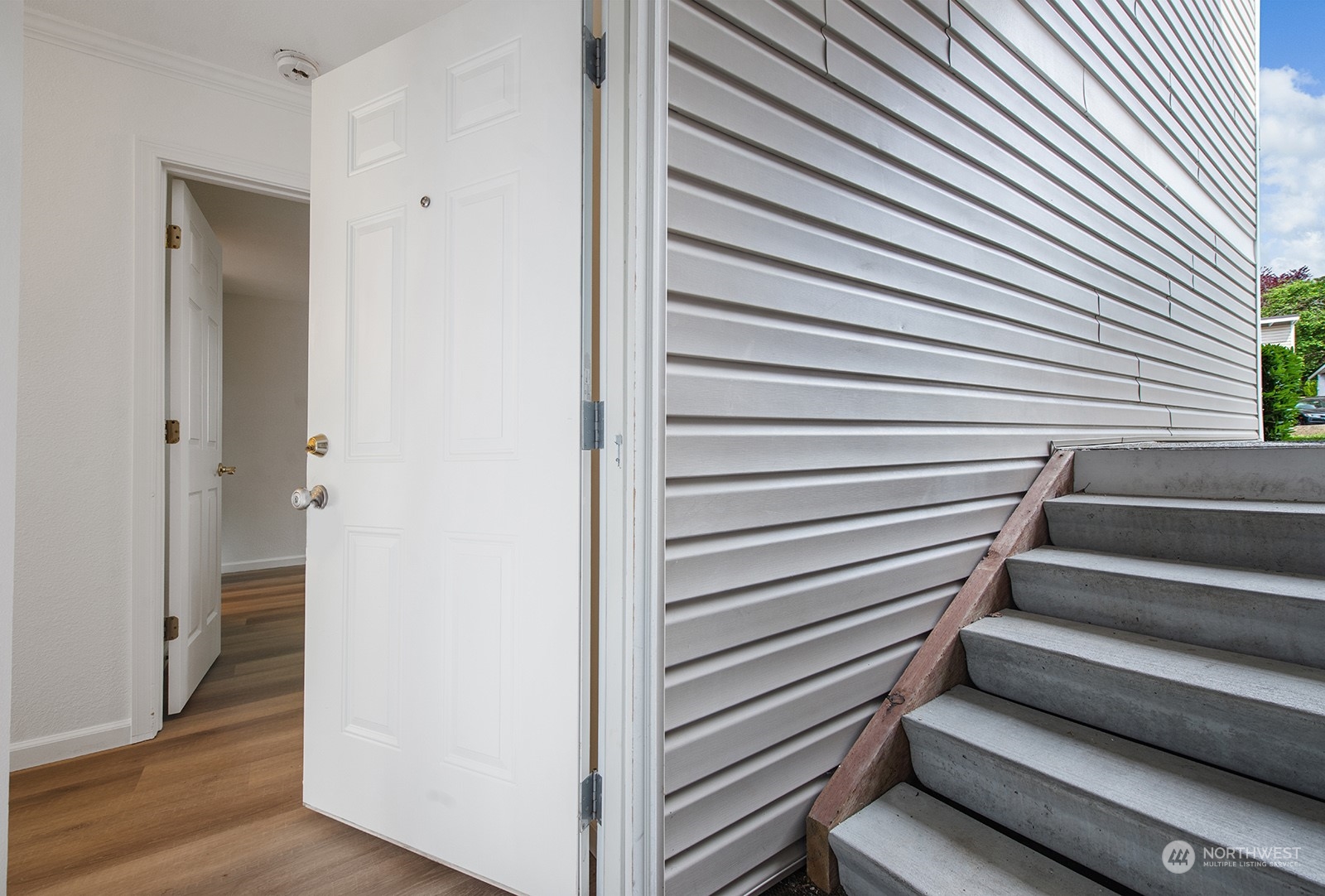 12423 NE 131st Court Unit: E-101