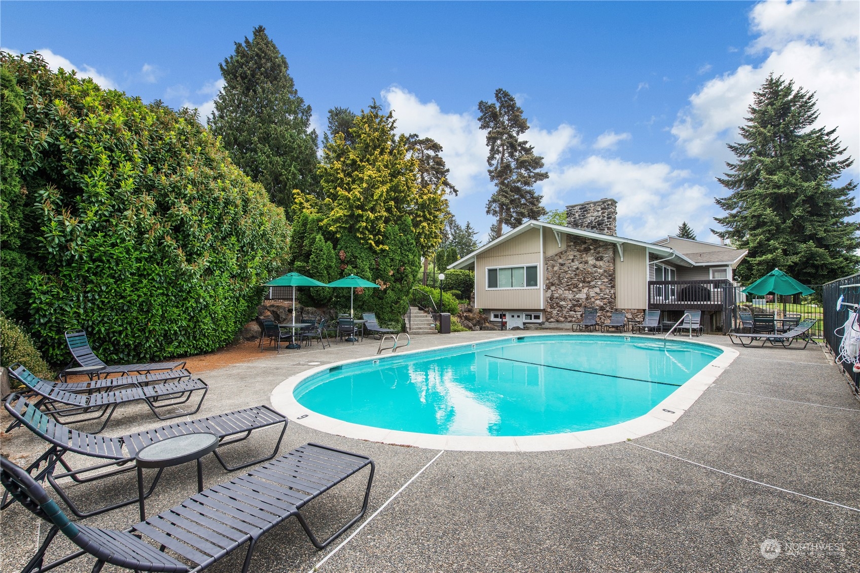 12423 NE 131st Court Unit: E-101