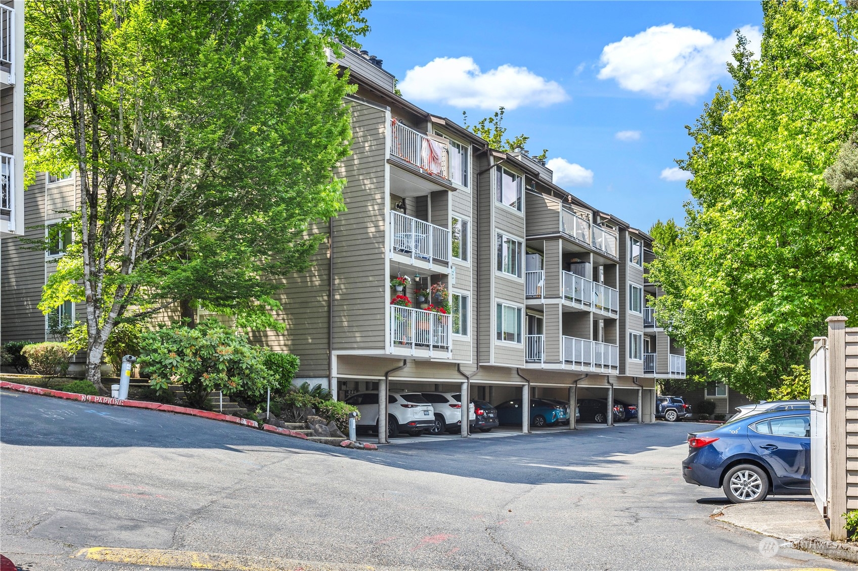 208 Mountain Park Boulevard SW Unit: E302