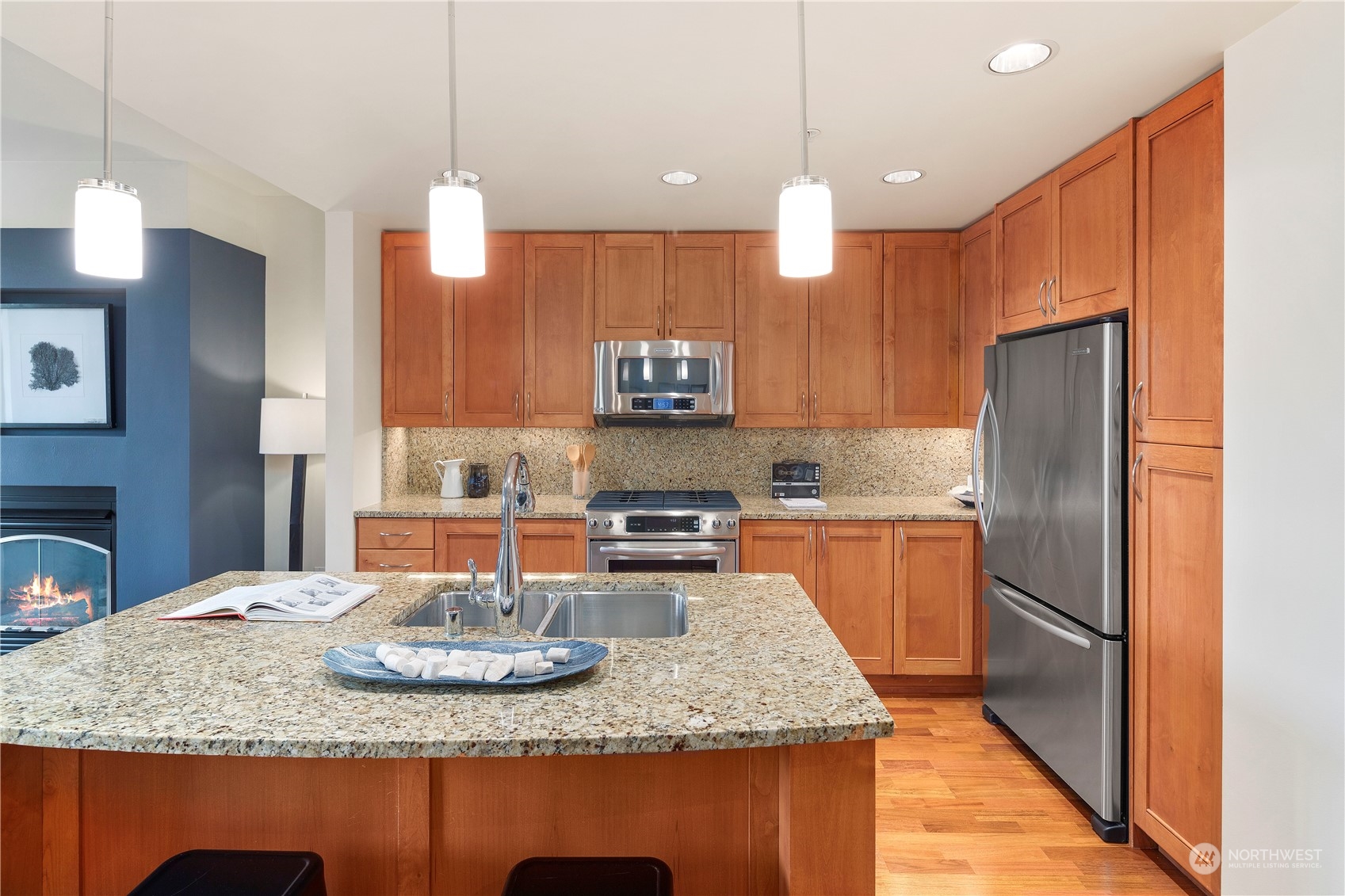 10610 NE 9th Place #508