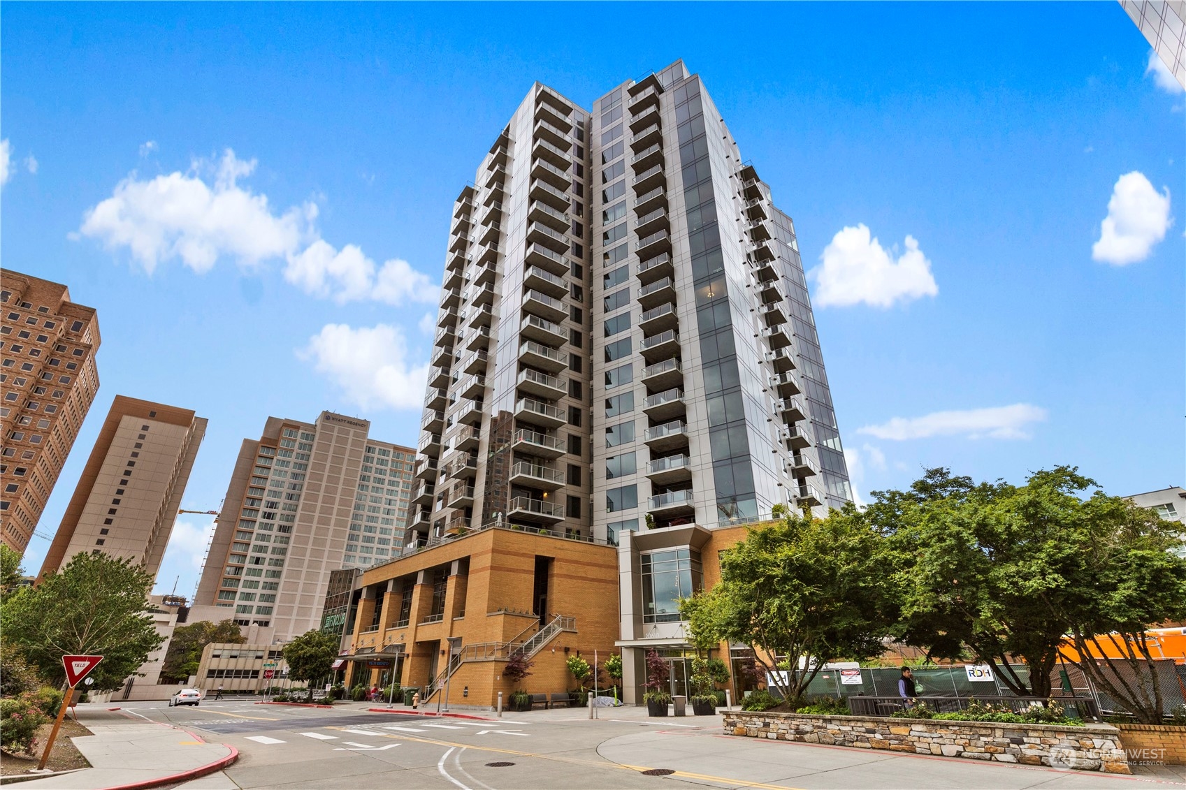 10610 NE 9th Place #508