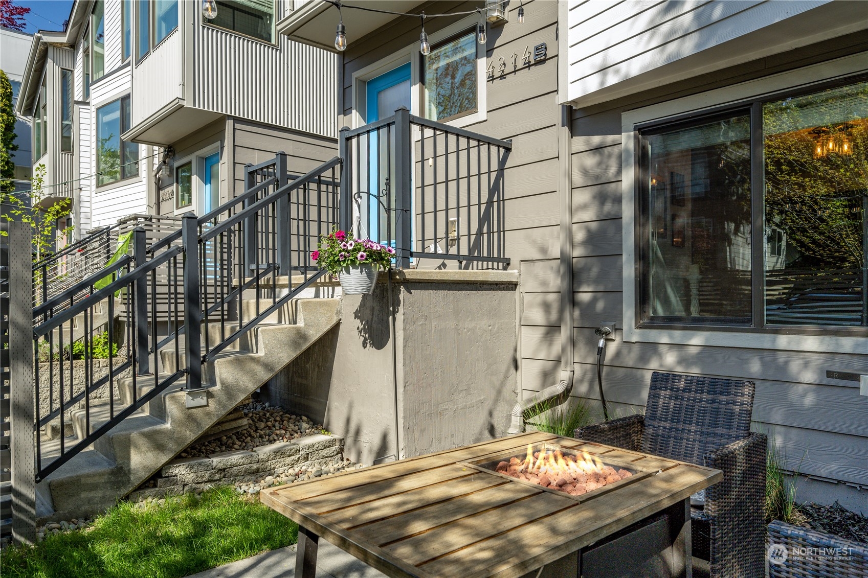 4214 Evanston Avenue N Unit: B
