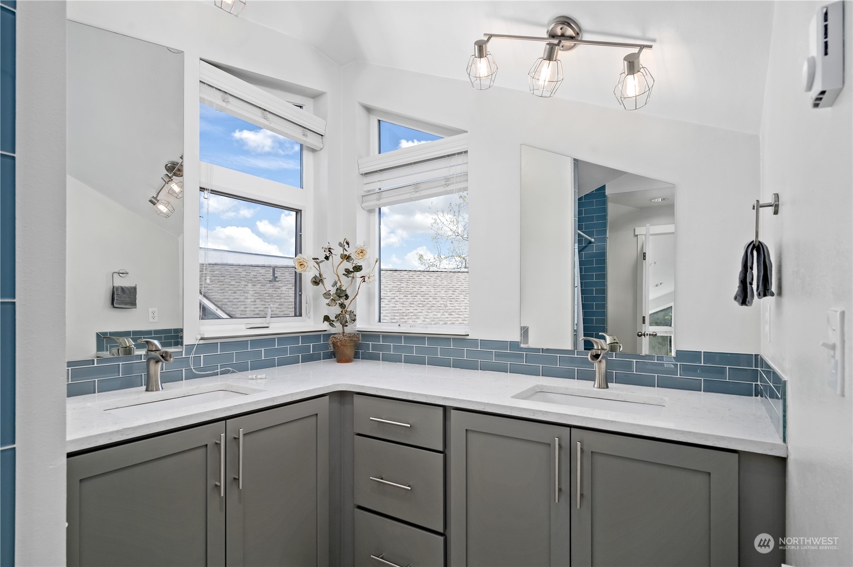4214 Evanston Avenue N Unit: B