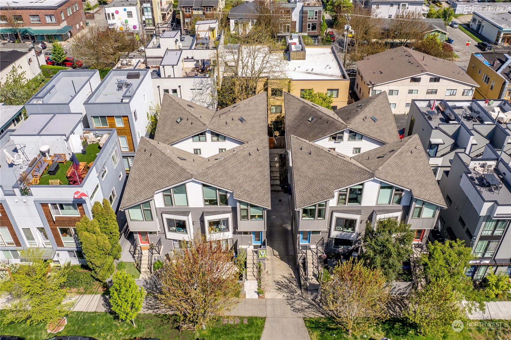 4214 Evanston Avenue N Unit: B