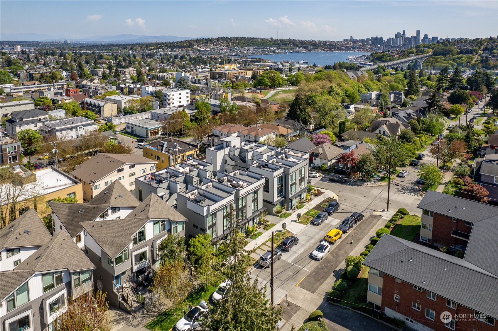 4214 Evanston Avenue N Unit: B