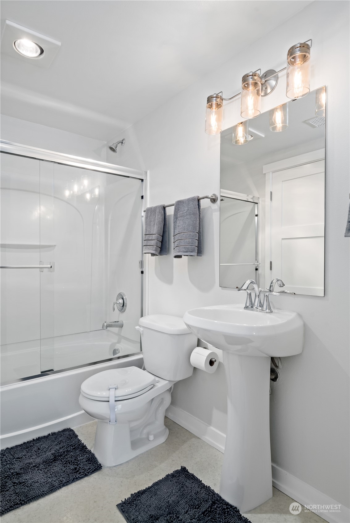 4214 Evanston Avenue N Unit: B