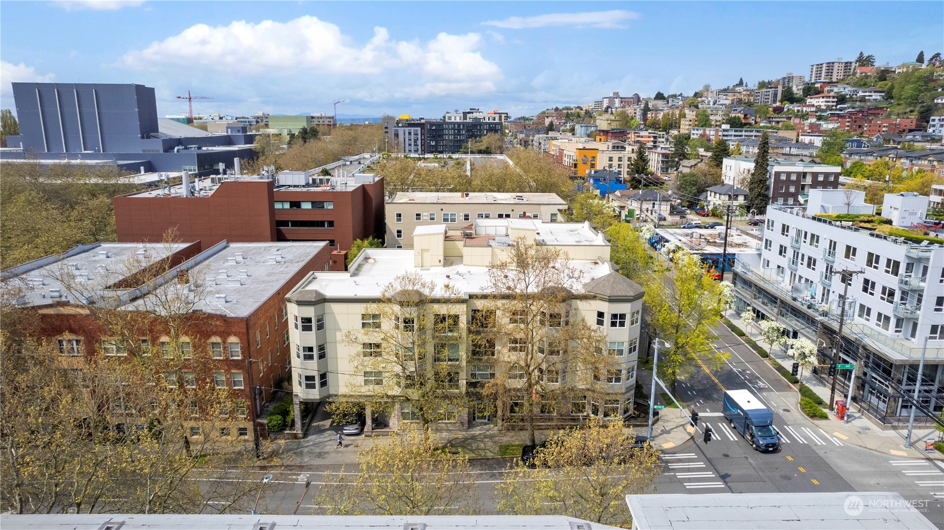 621 5th Avenue N #410