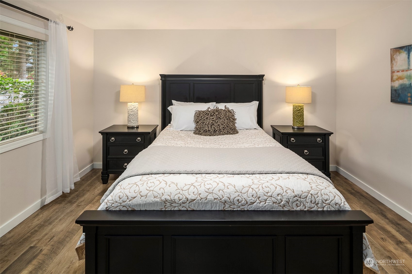 1601 Field Avenue NE