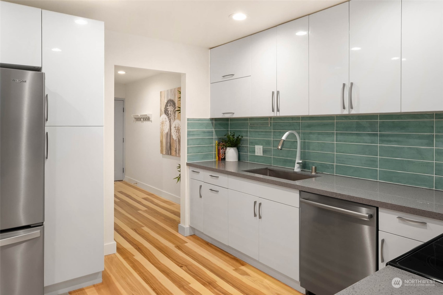 9715 NE Juanita Drive Unit: 209B