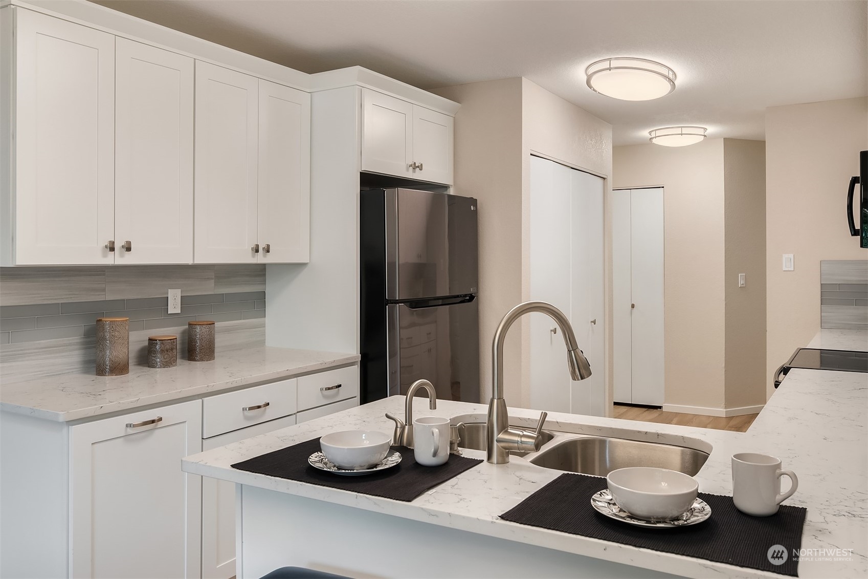 4200 Factoria Boulevard SE Unit: B14