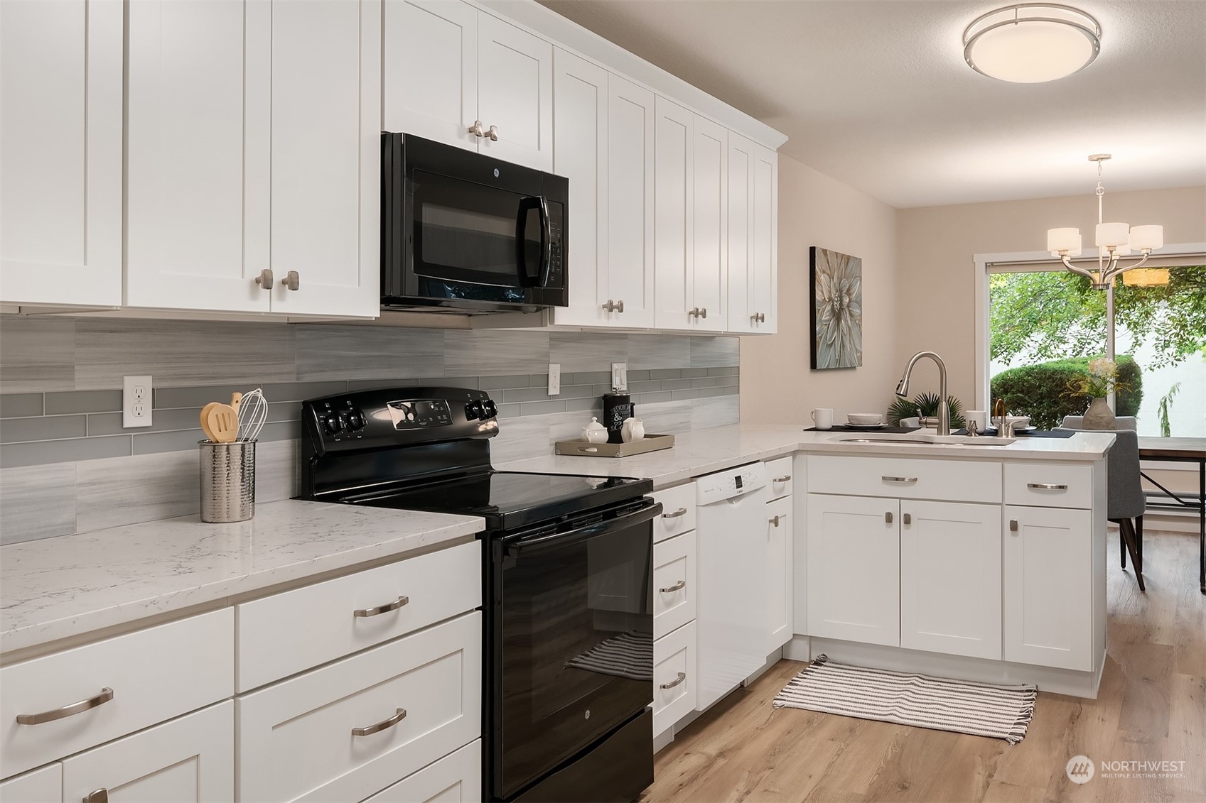 4200 Factoria Boulevard SE Unit: B14