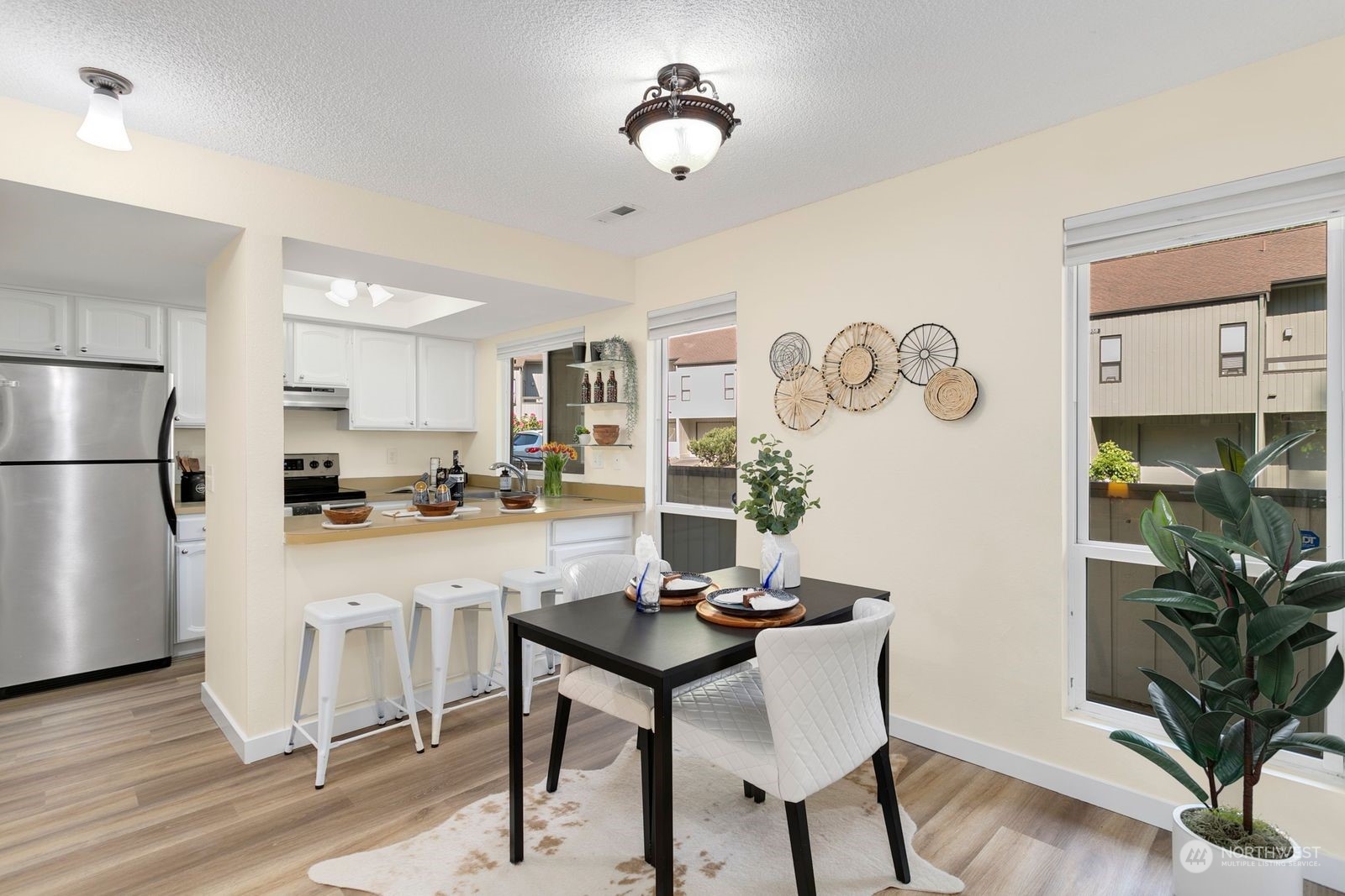 10819 NE 37th Place Unit: 106