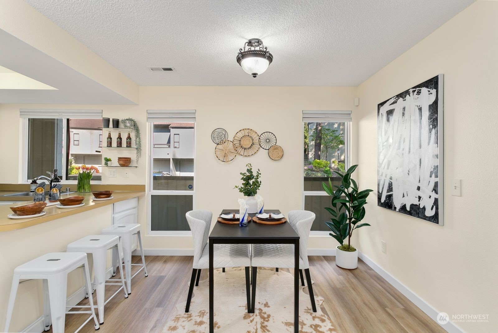 10819 NE 37th Place Unit: 106