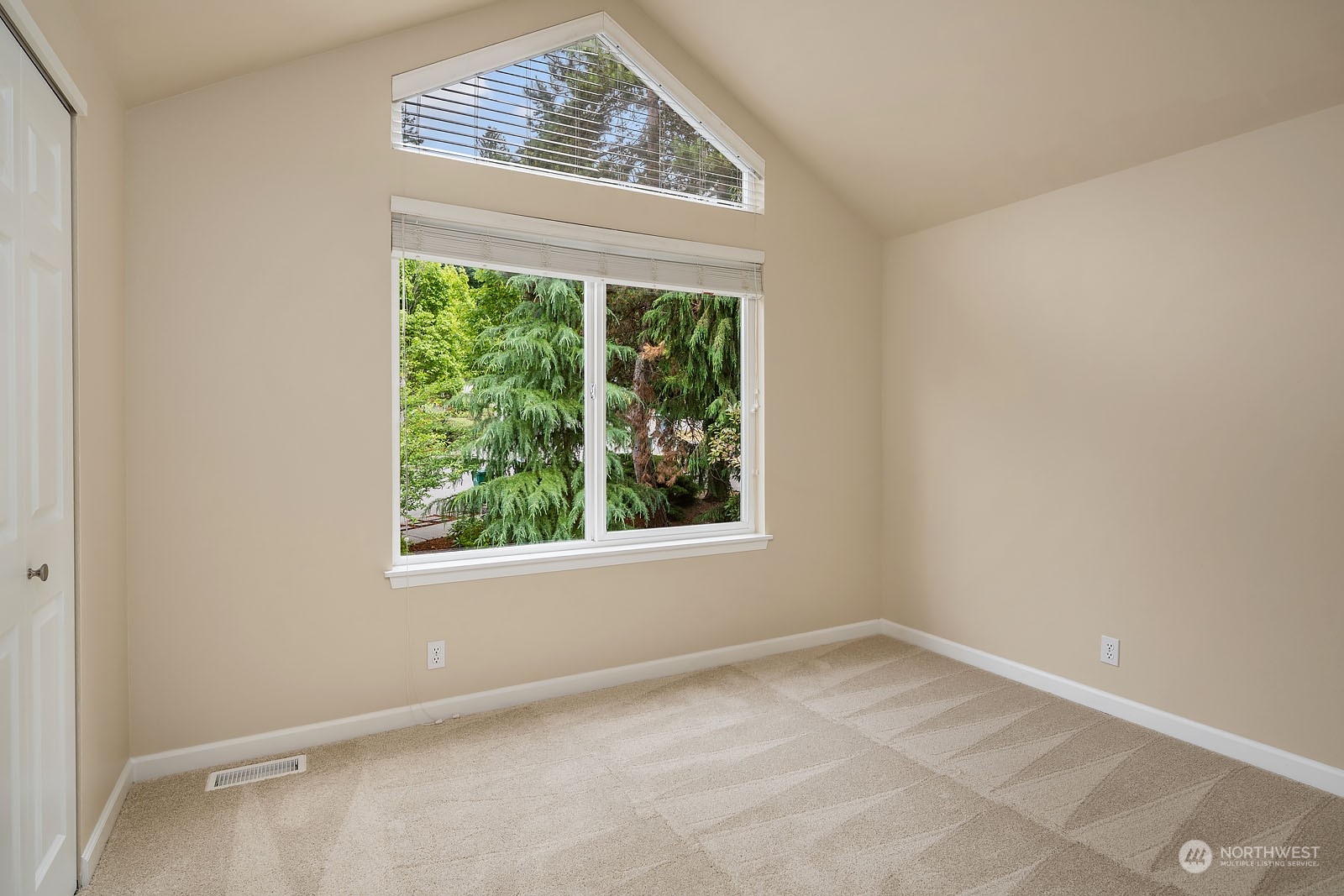 11905 105th Avenue NE