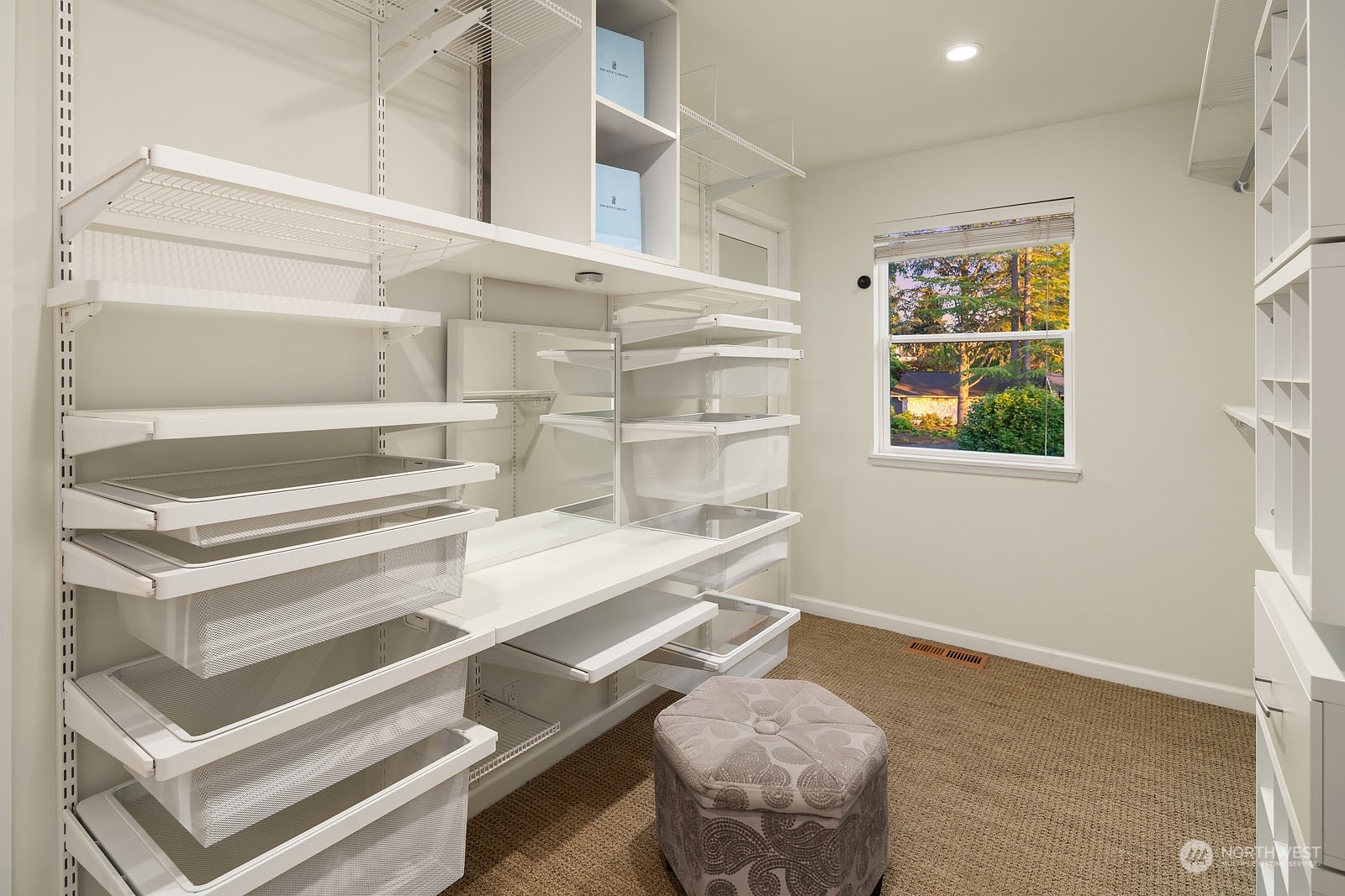 8426 NE 21st Place