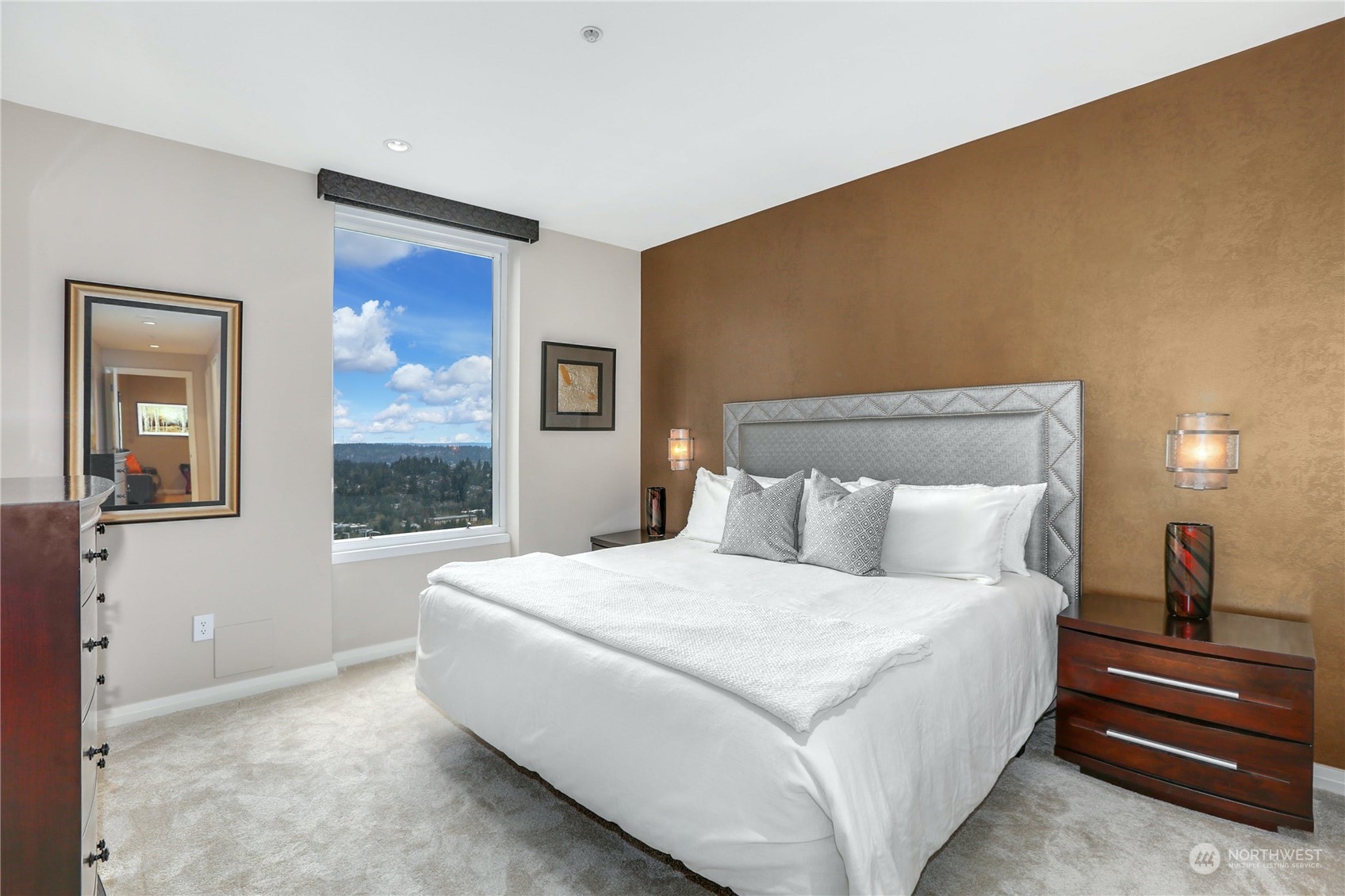 500 106th Avenue NE Unit: 3711