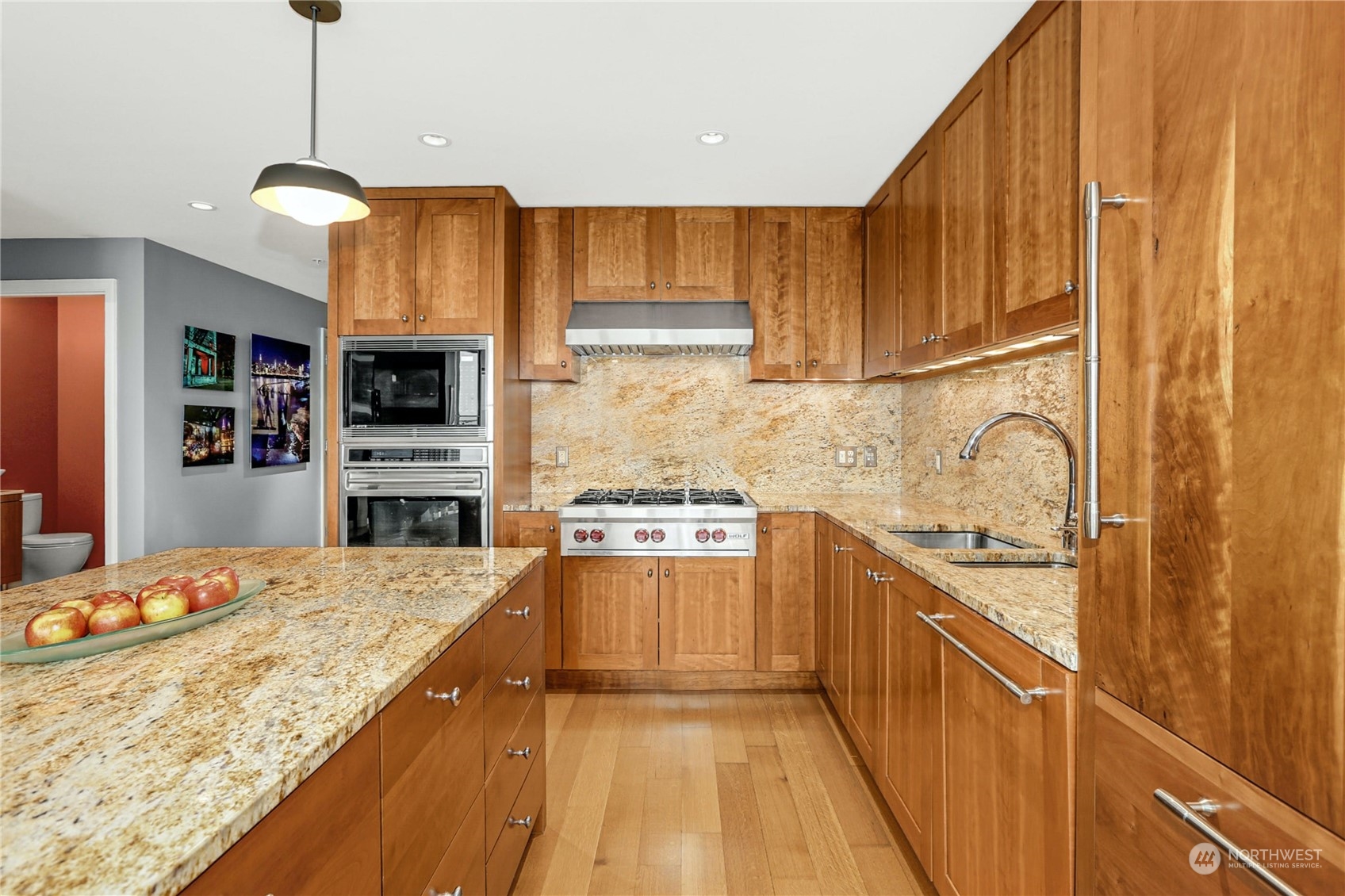 500 106th Avenue NE Unit: 3711