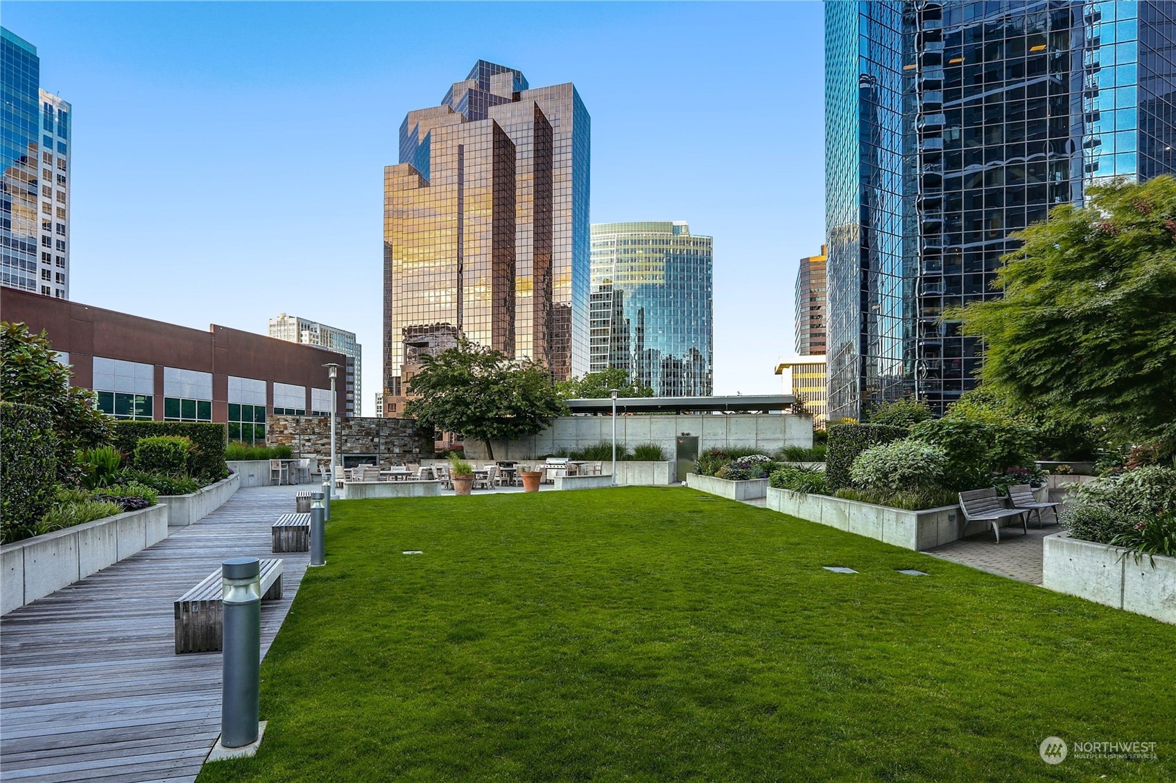 500 106th Avenue NE Unit: 3711