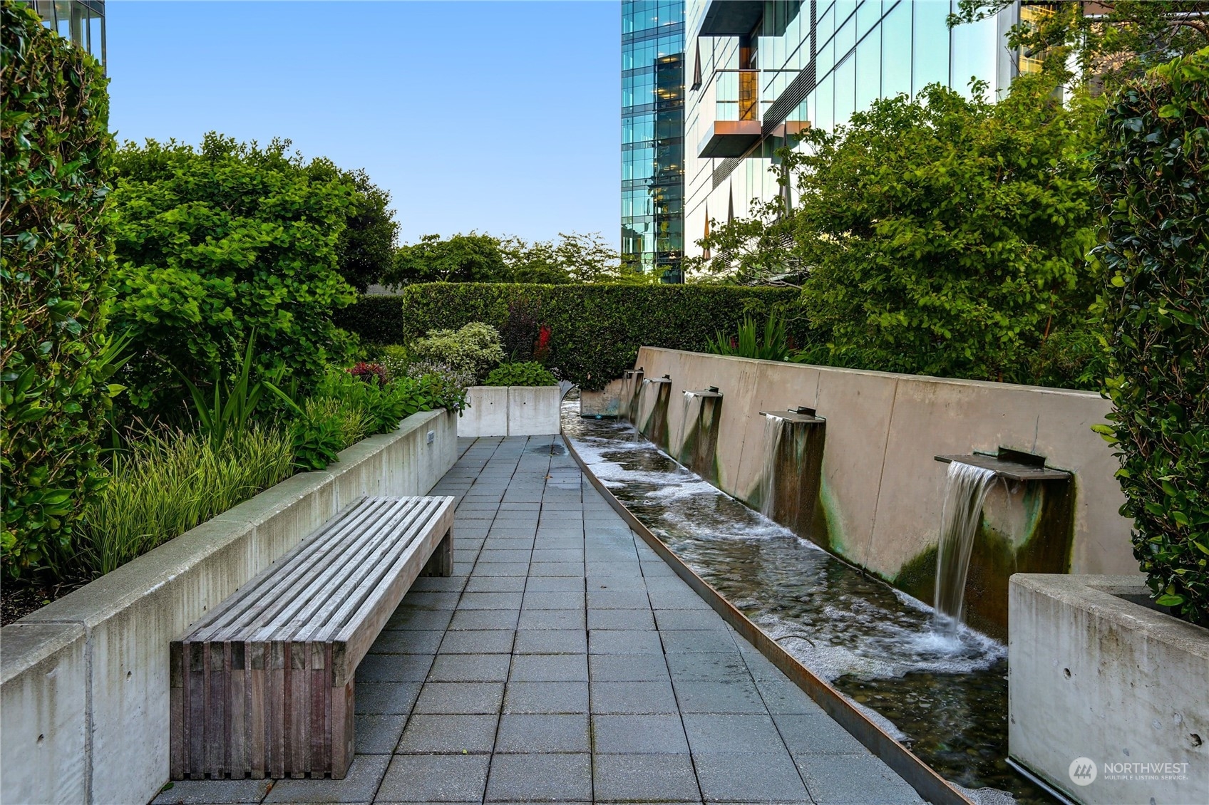 500 106th Avenue NE Unit: 3711