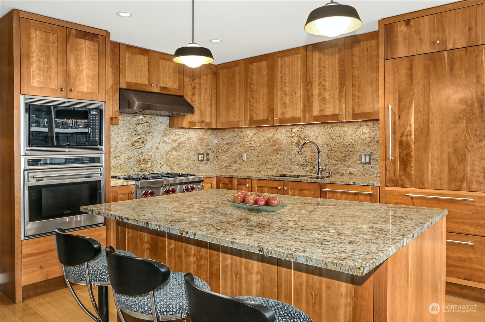 500 106th Avenue NE Unit: 3711
